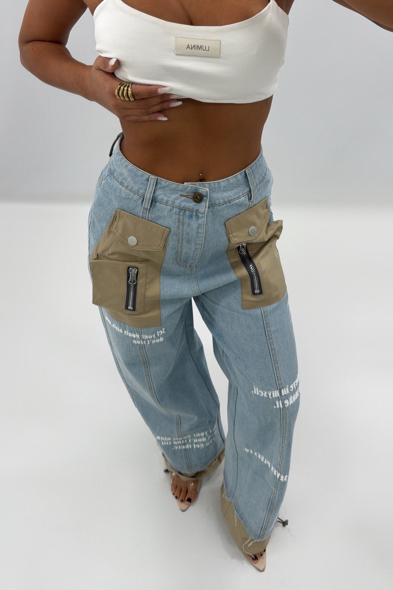 PANTALÓN DETALLES