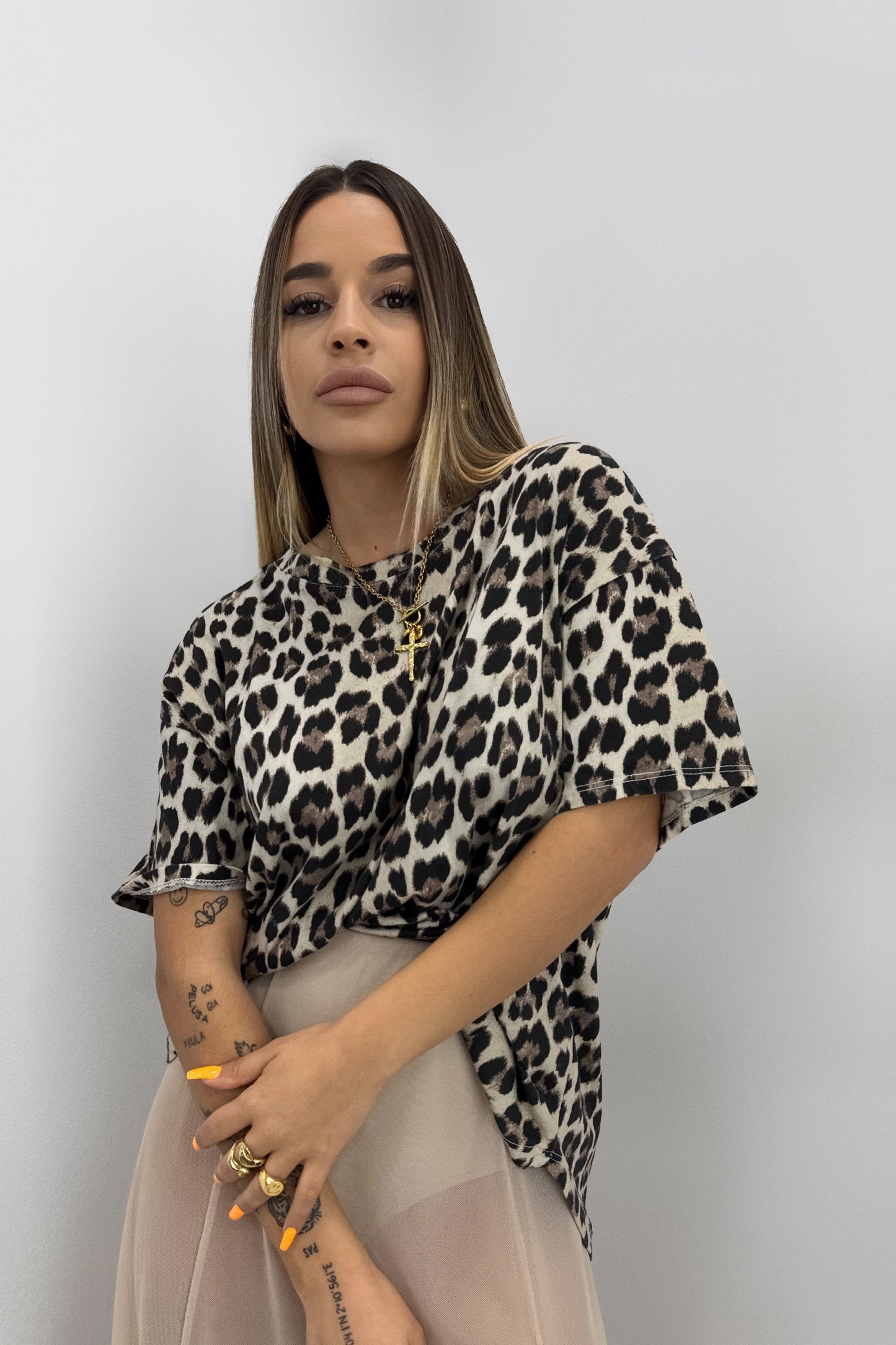 CAMISETA LEO