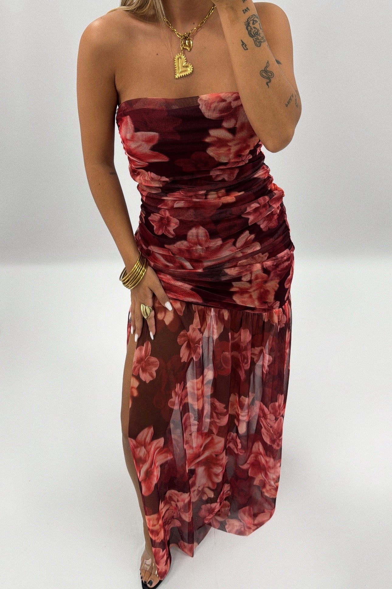 VESTIDO DEPREADO