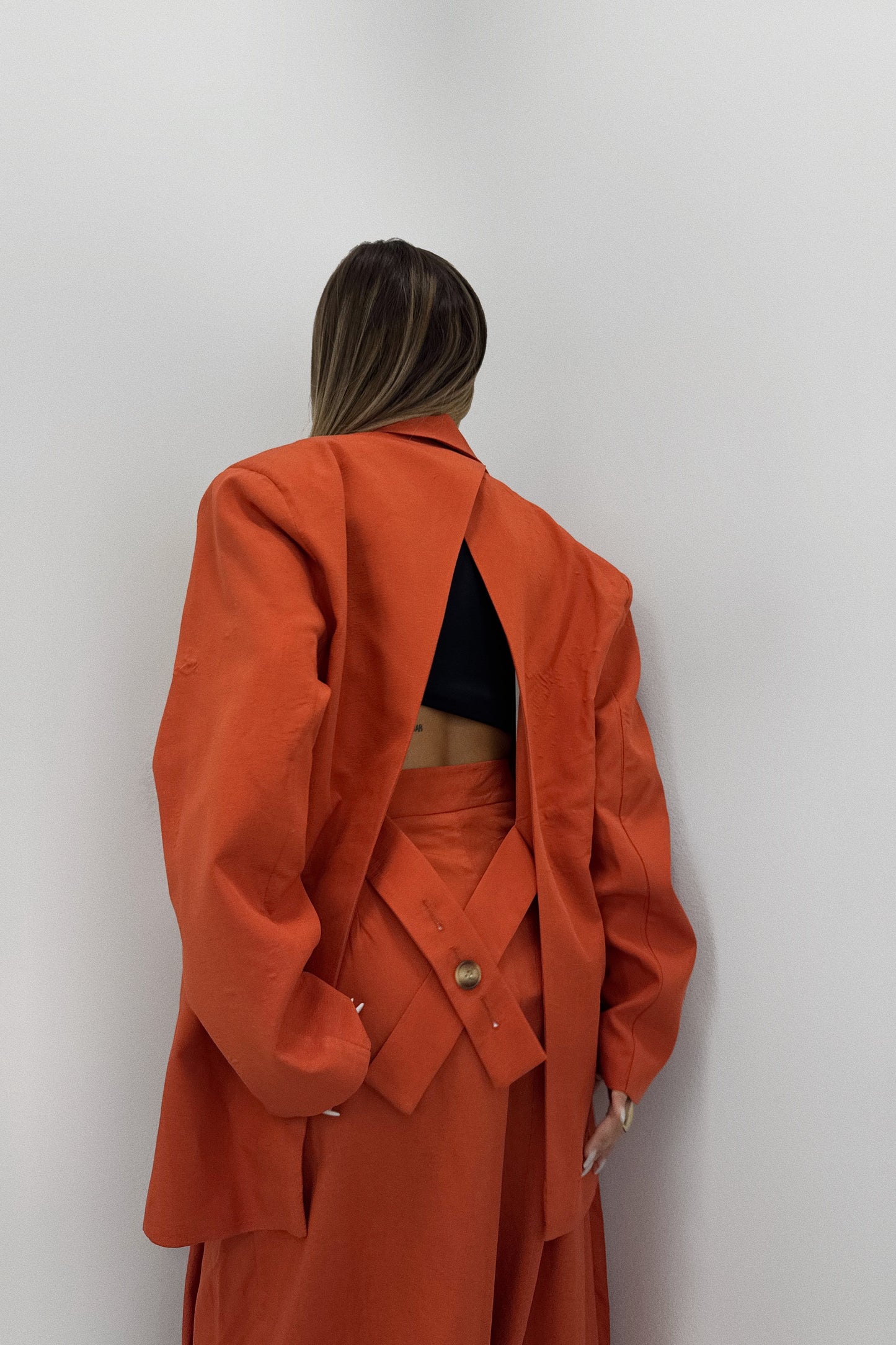 BLAZER DETAIL ESPALDA LUMINA