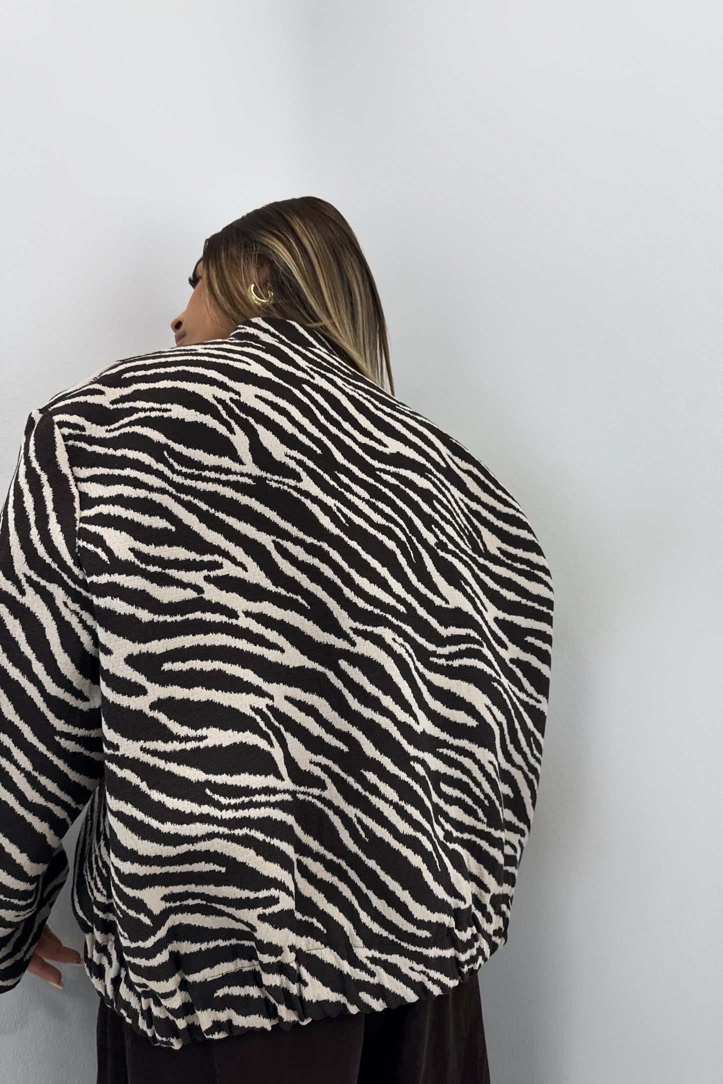 CHAQUETA ZEBRA MARRÓN
