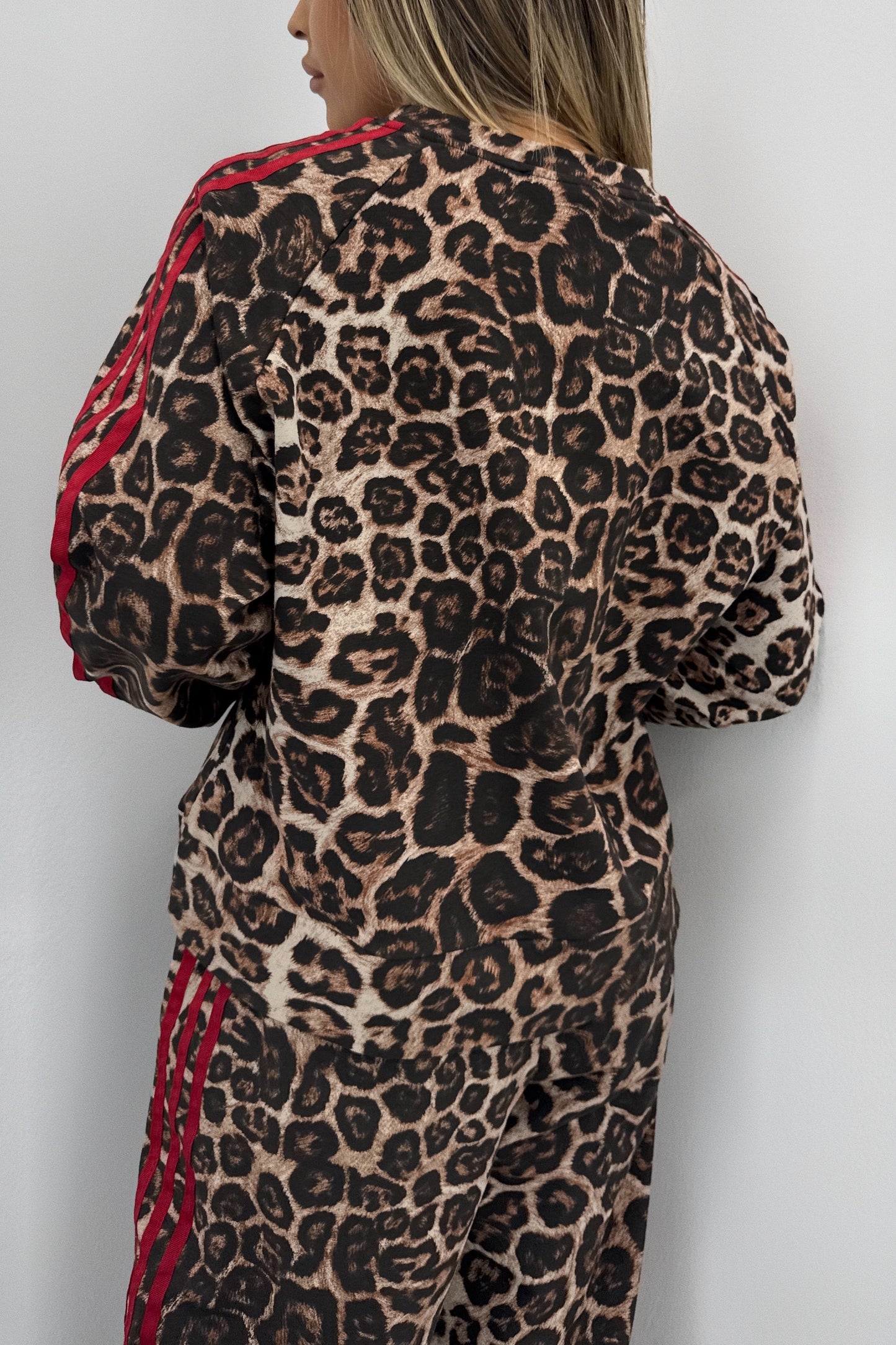 SUDADERA LEO LUMINA