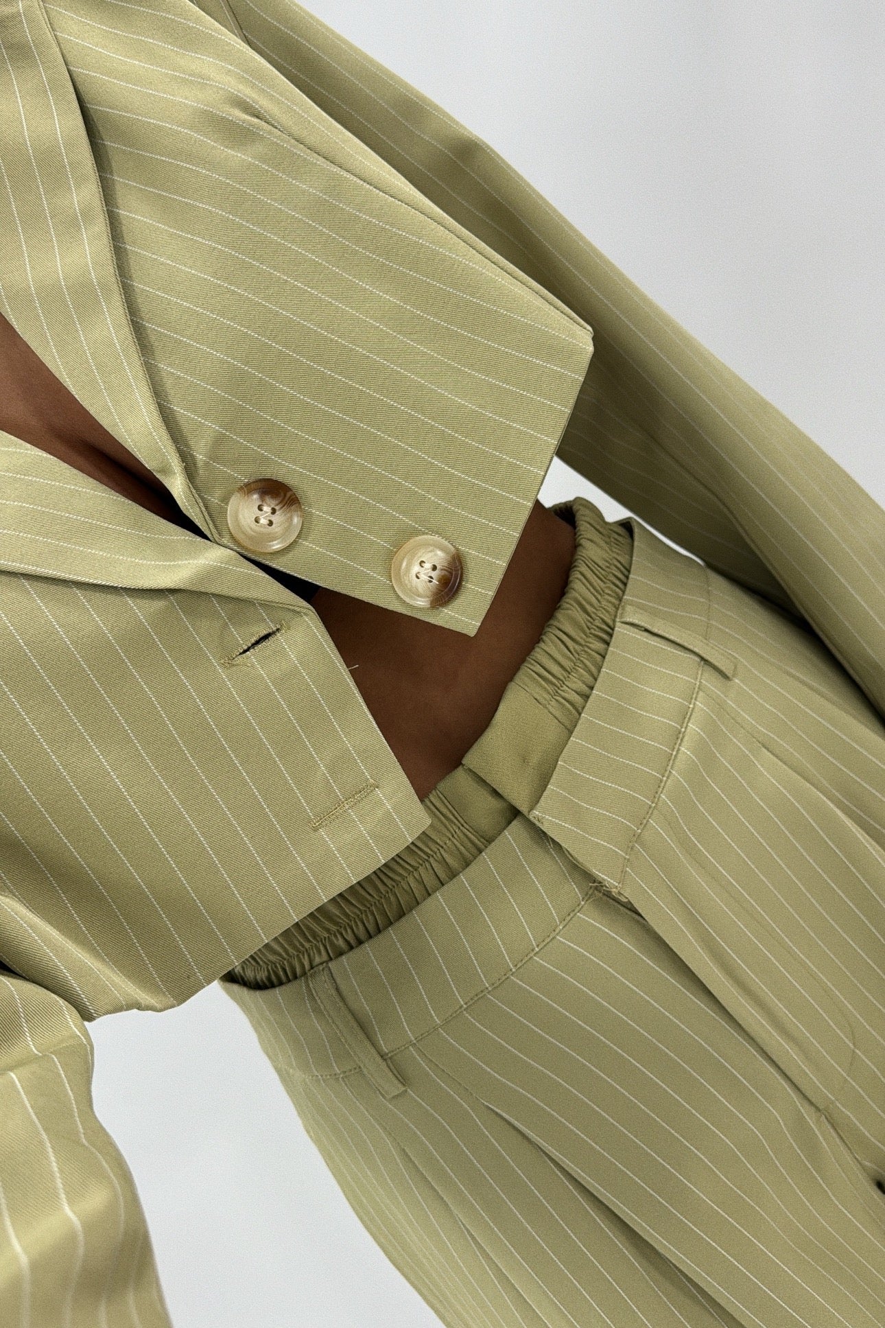TRAJE RAY CON CALZÓN