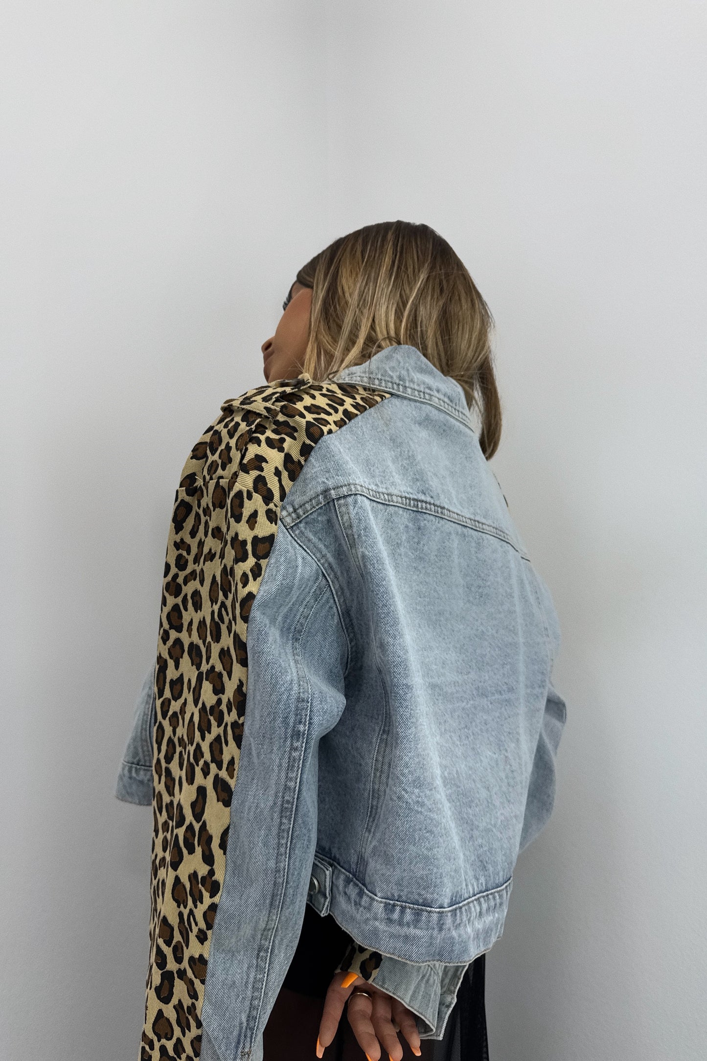CHAQUETA DENIM LEO