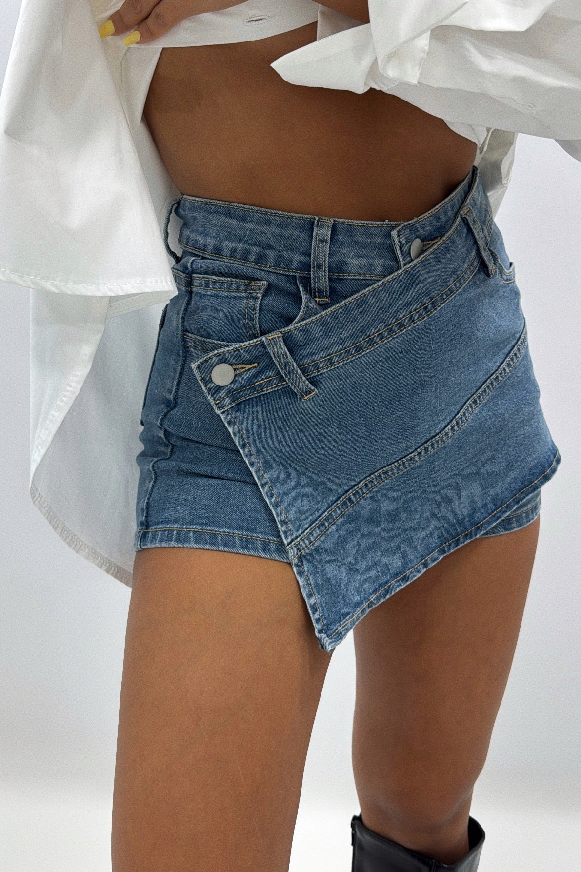 FALDA PANTALÓN DENIM ASIMETRÍCO