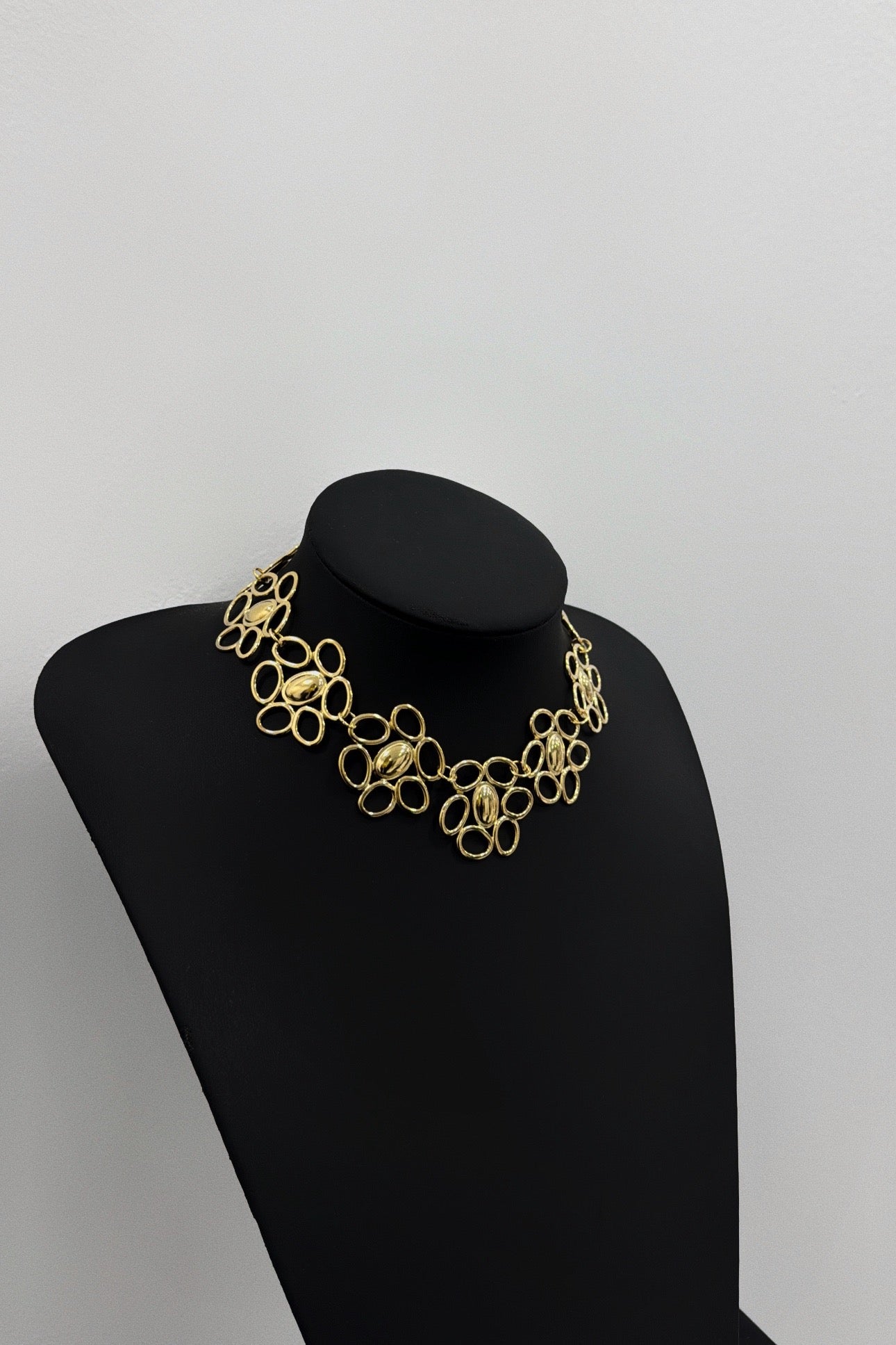 COLLAR ROSE
