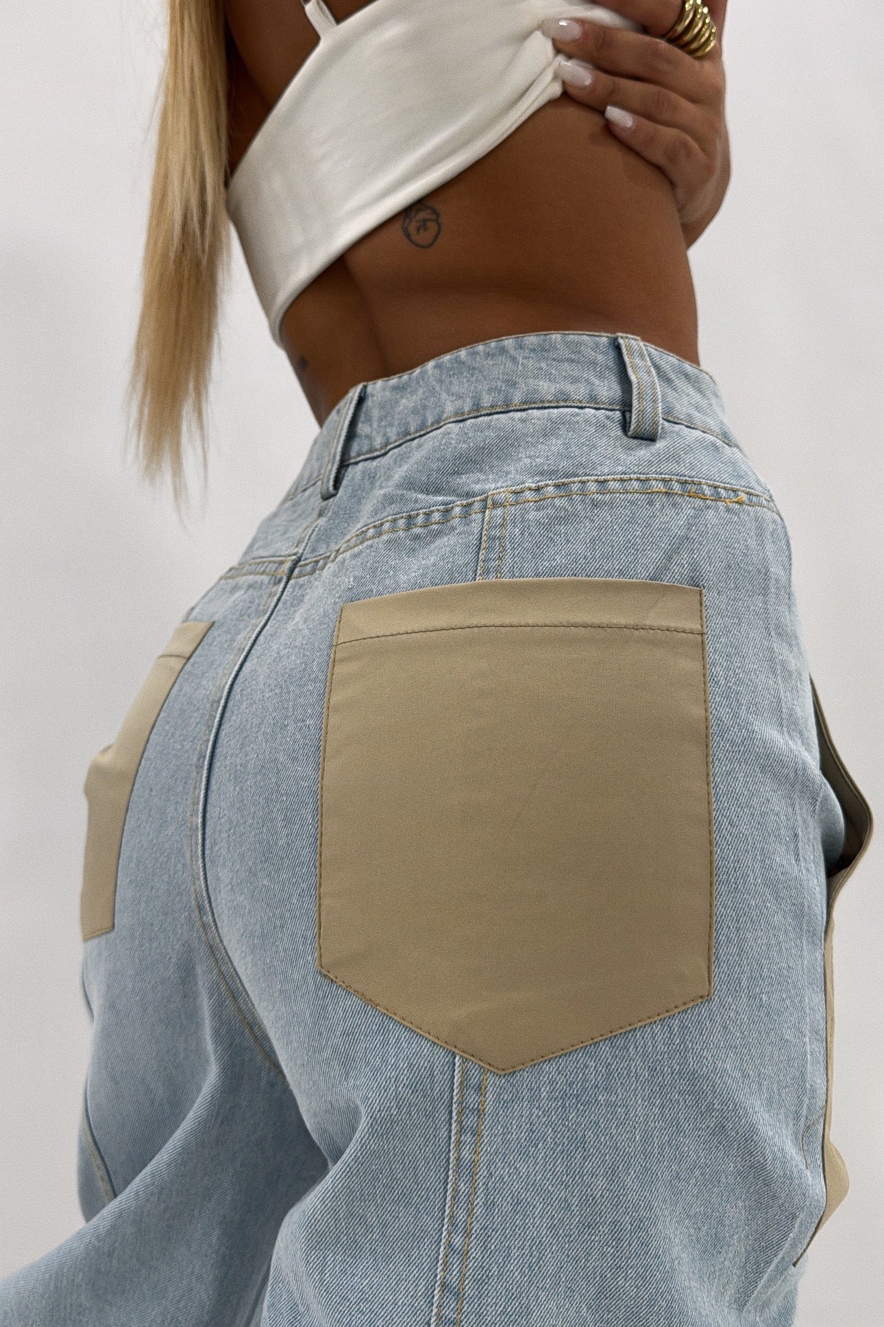 PANTALÓN DETALLES