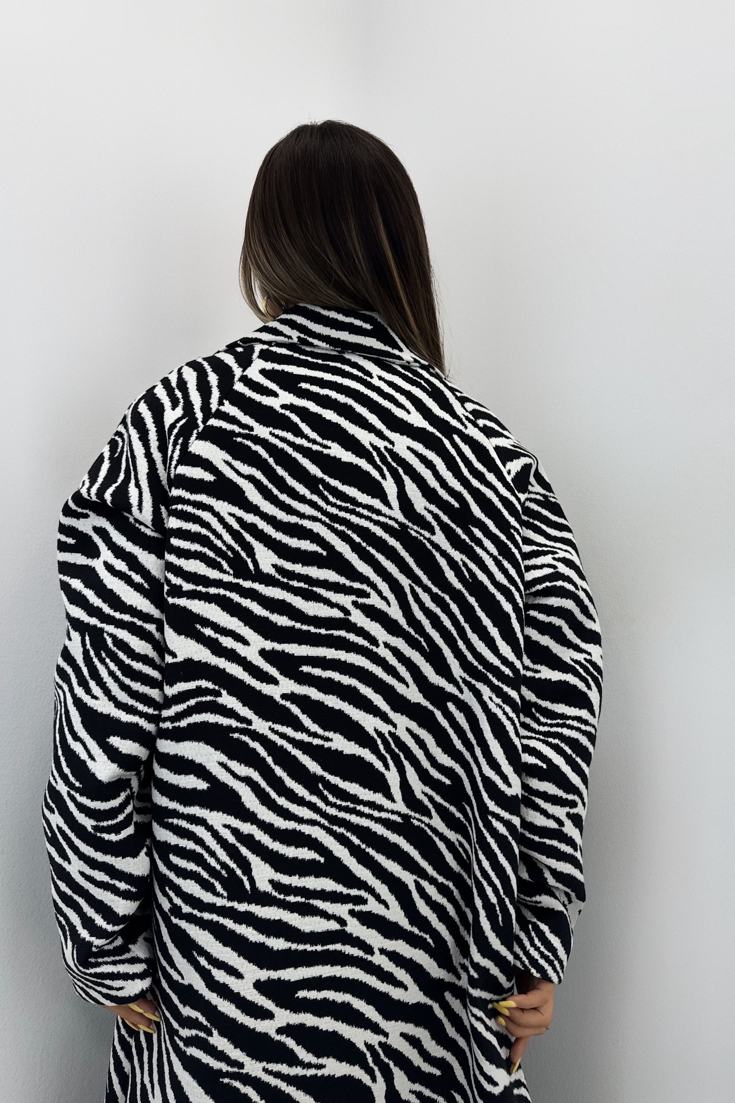 ABRIGO ZEBRA