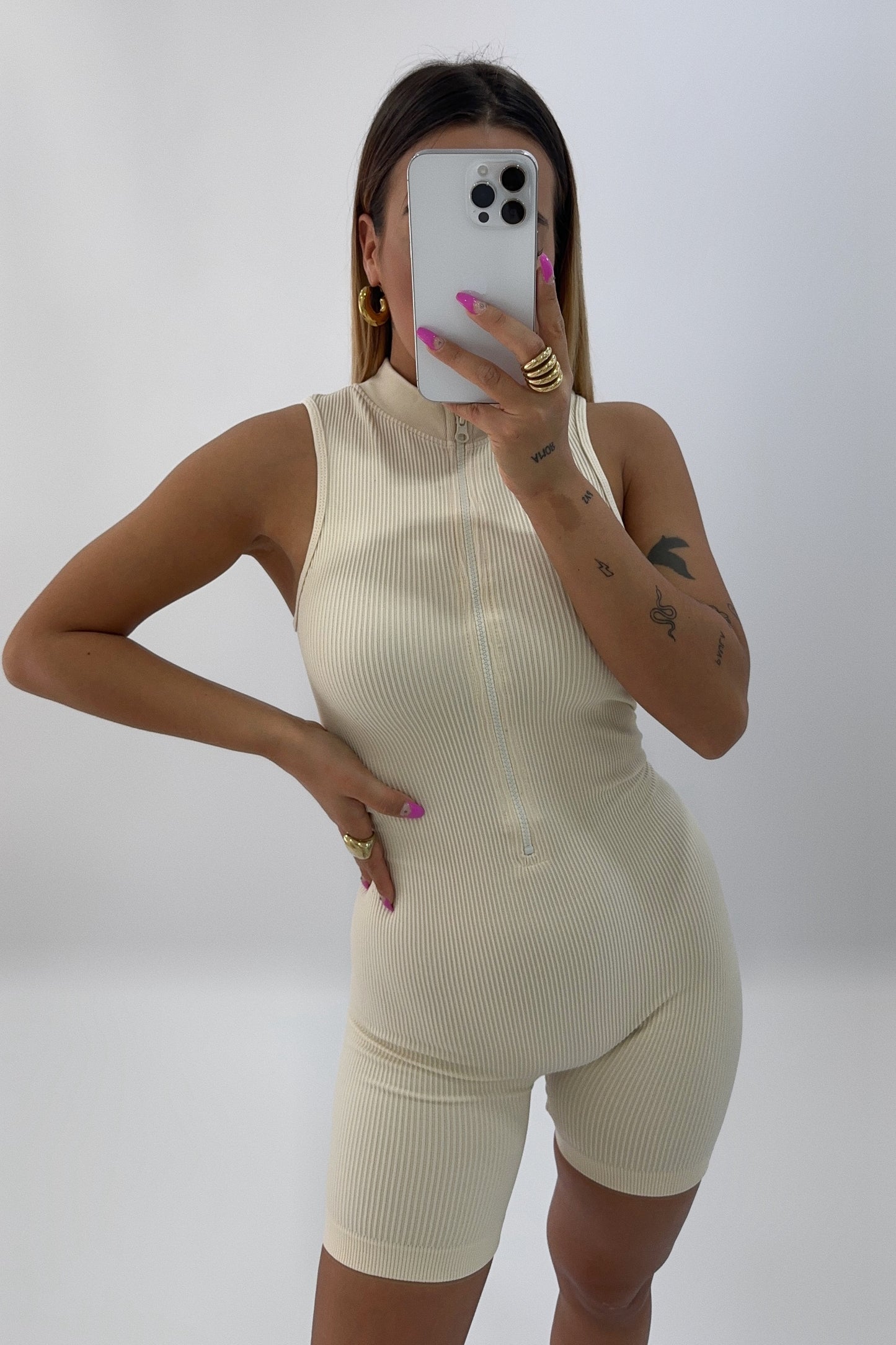 MONO SEAMLESS