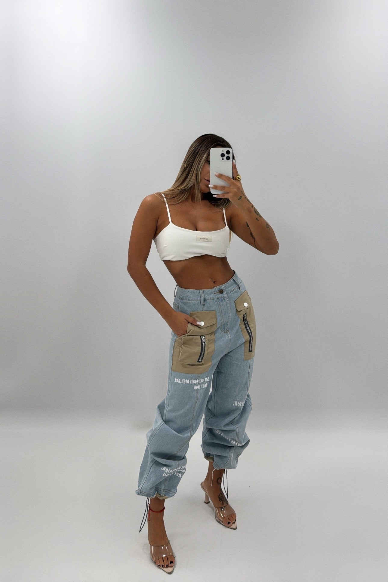 PANTALÓN DETALLES