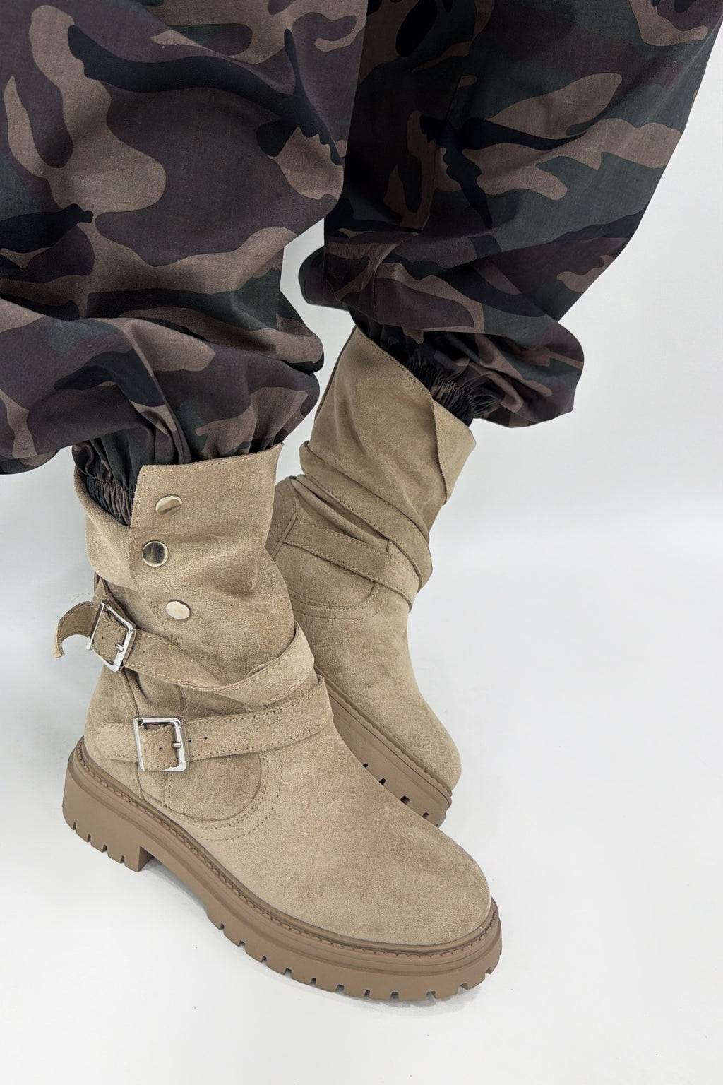 BOTAS BEG