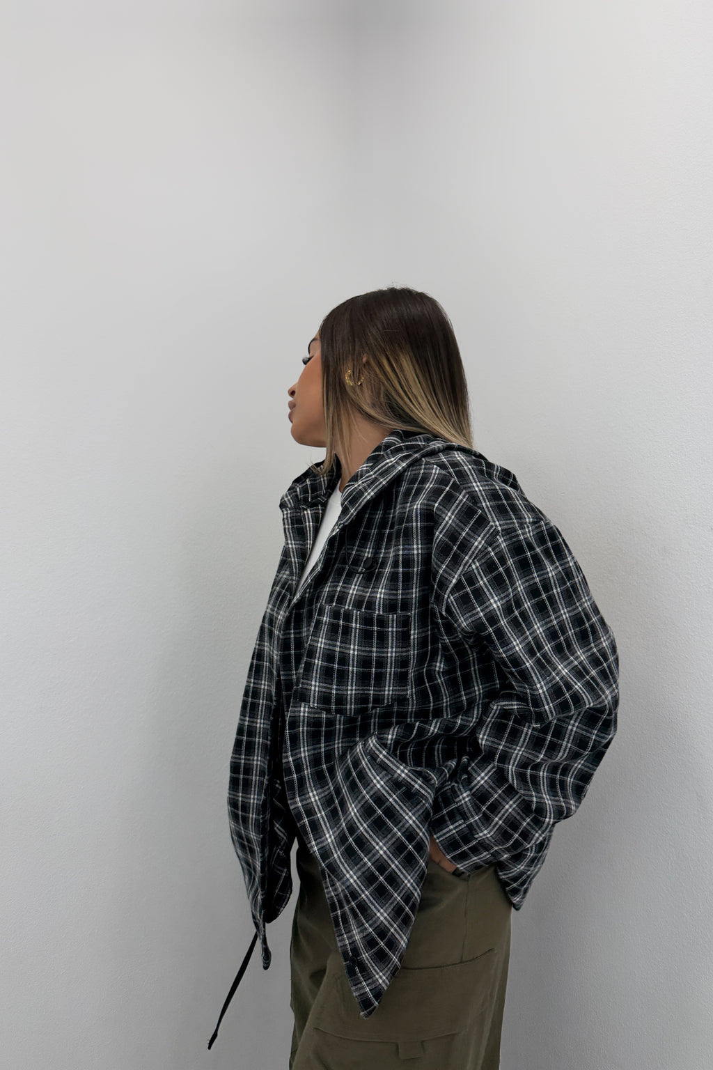 CAMISA CON CAPUCHA