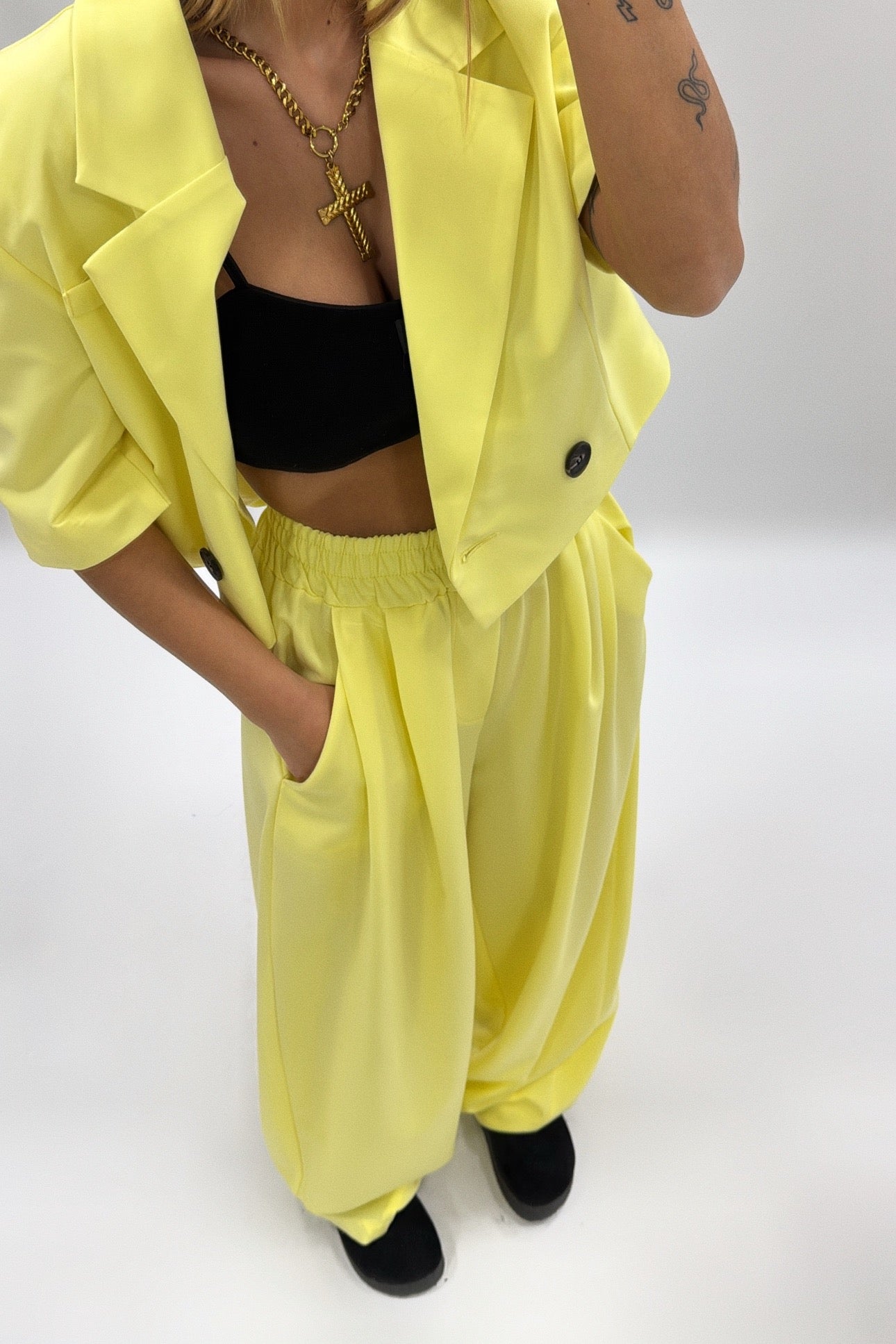 PANTALÓN AMAR LUMINA