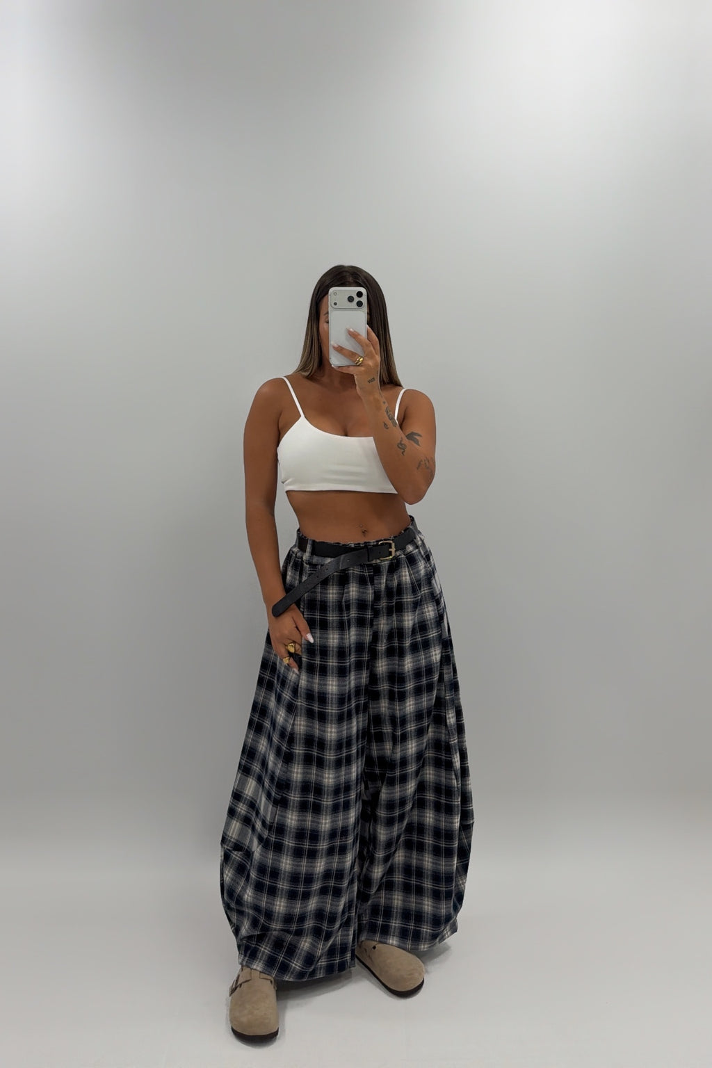 PANTALÓN CUADRE CON CINTURÓN