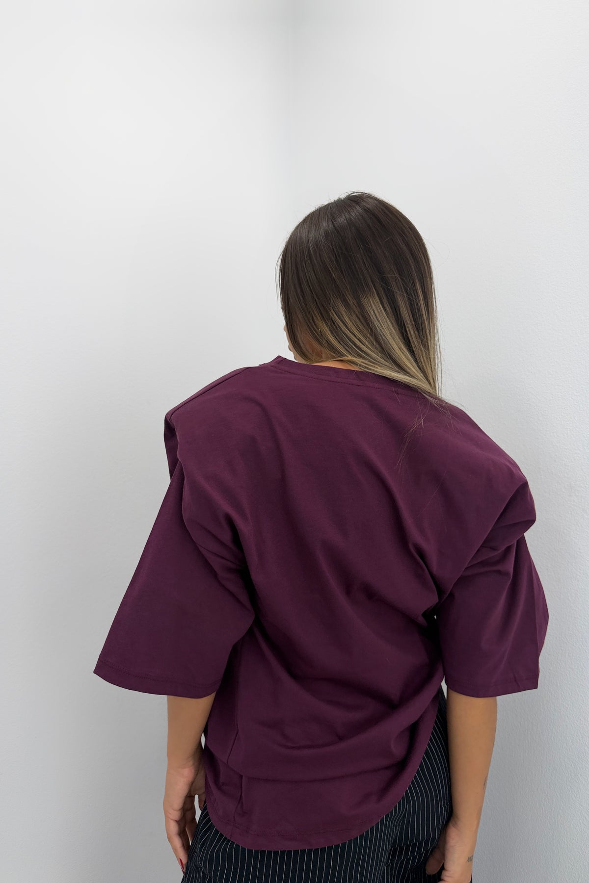 CAMISETA HOMBRERAS LUMINA