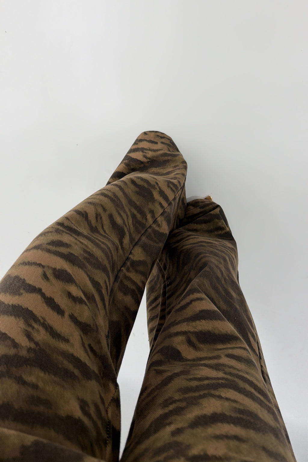 PANTALÓN TIGER LUMINA