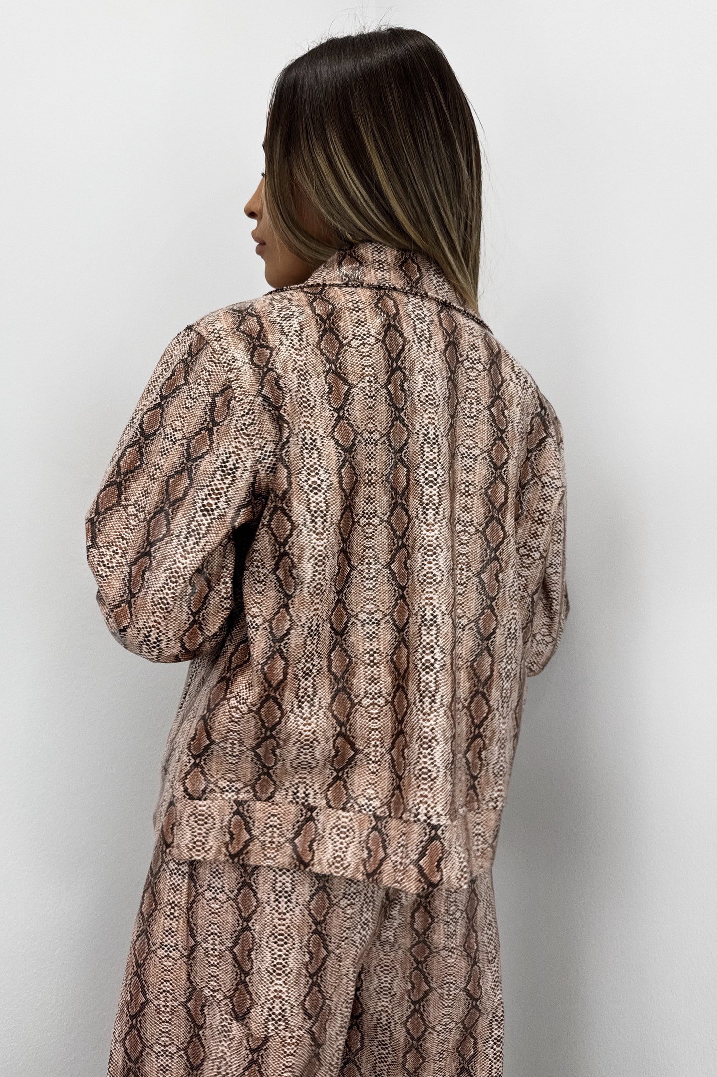 CHAQUETA SERPIENT LUMINA