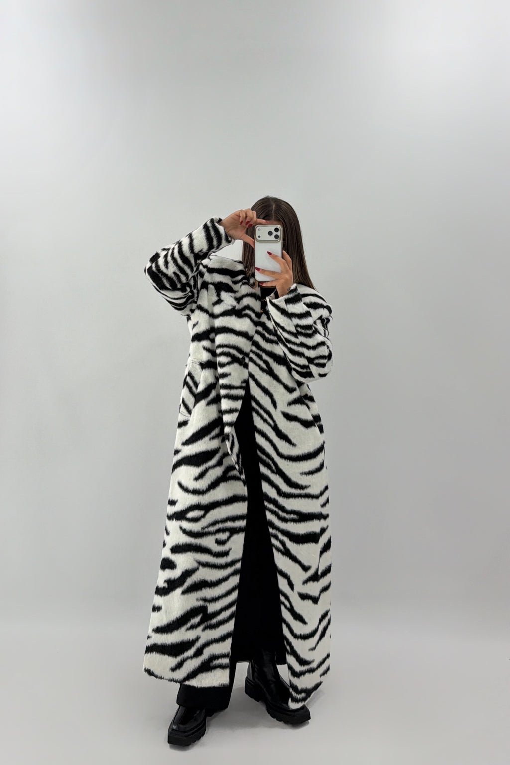 ABRIGO ZEBRA LUMINA
