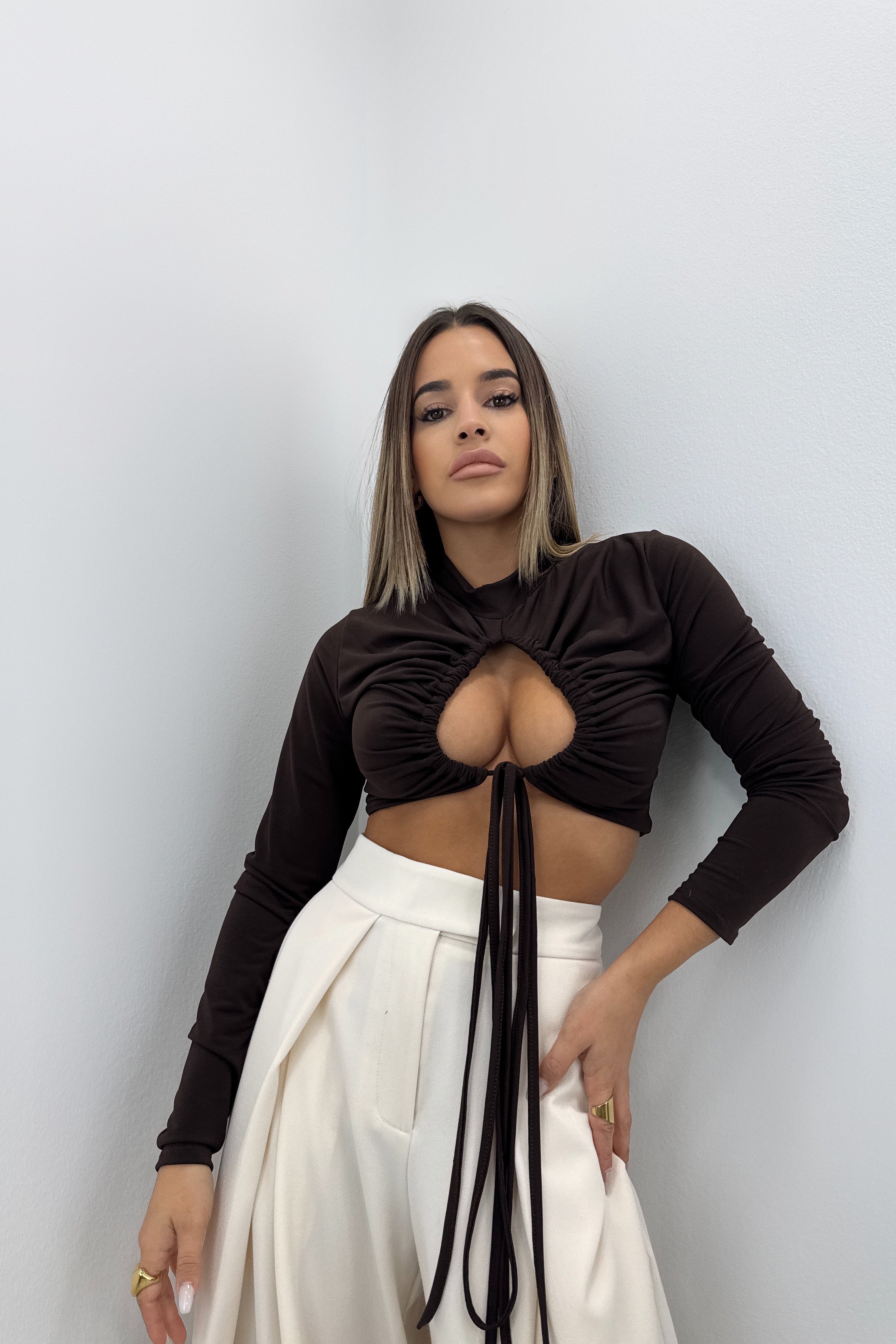 TOP CAMISETA NUDE MARRÓN