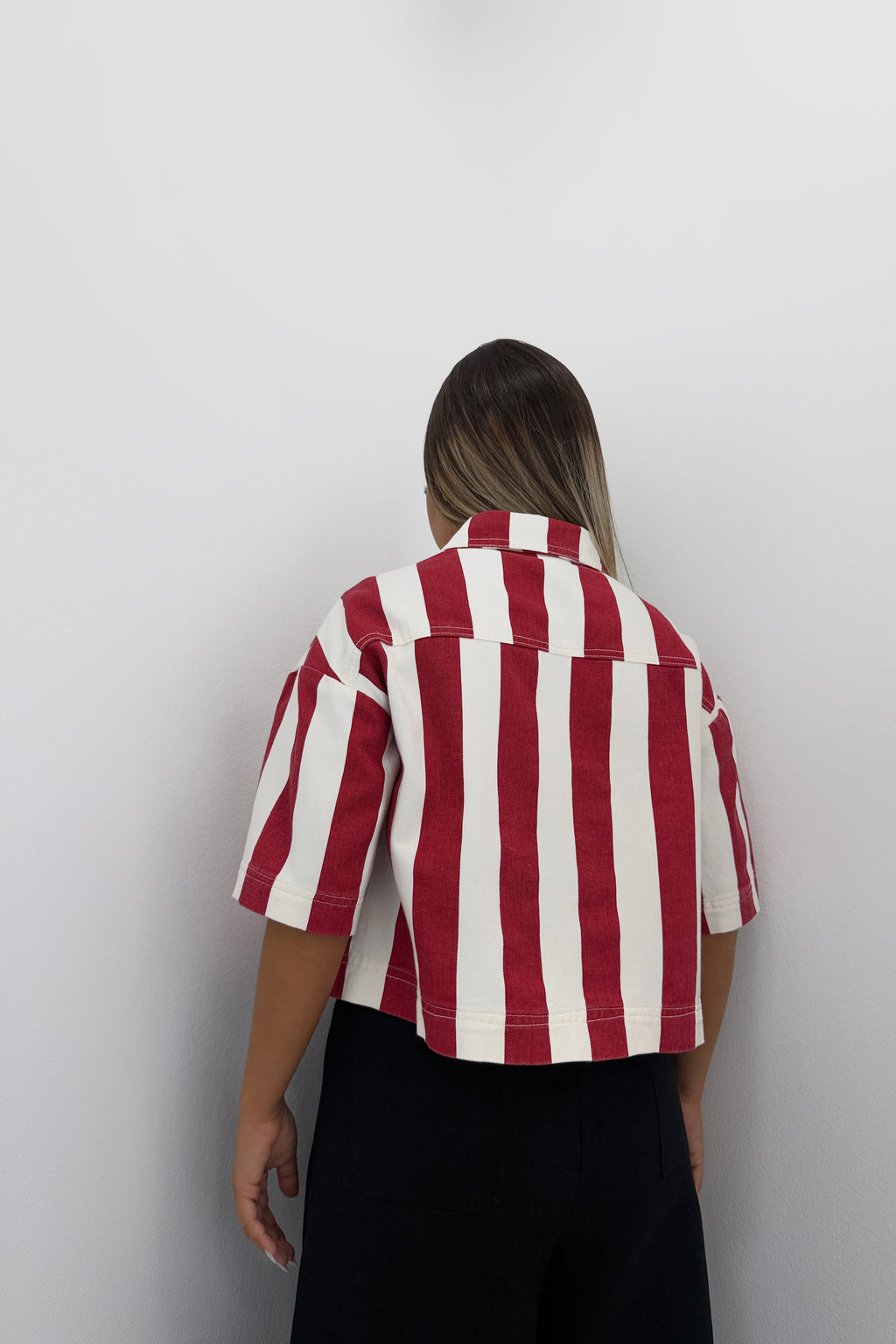 CAMISA RAY CROPPED