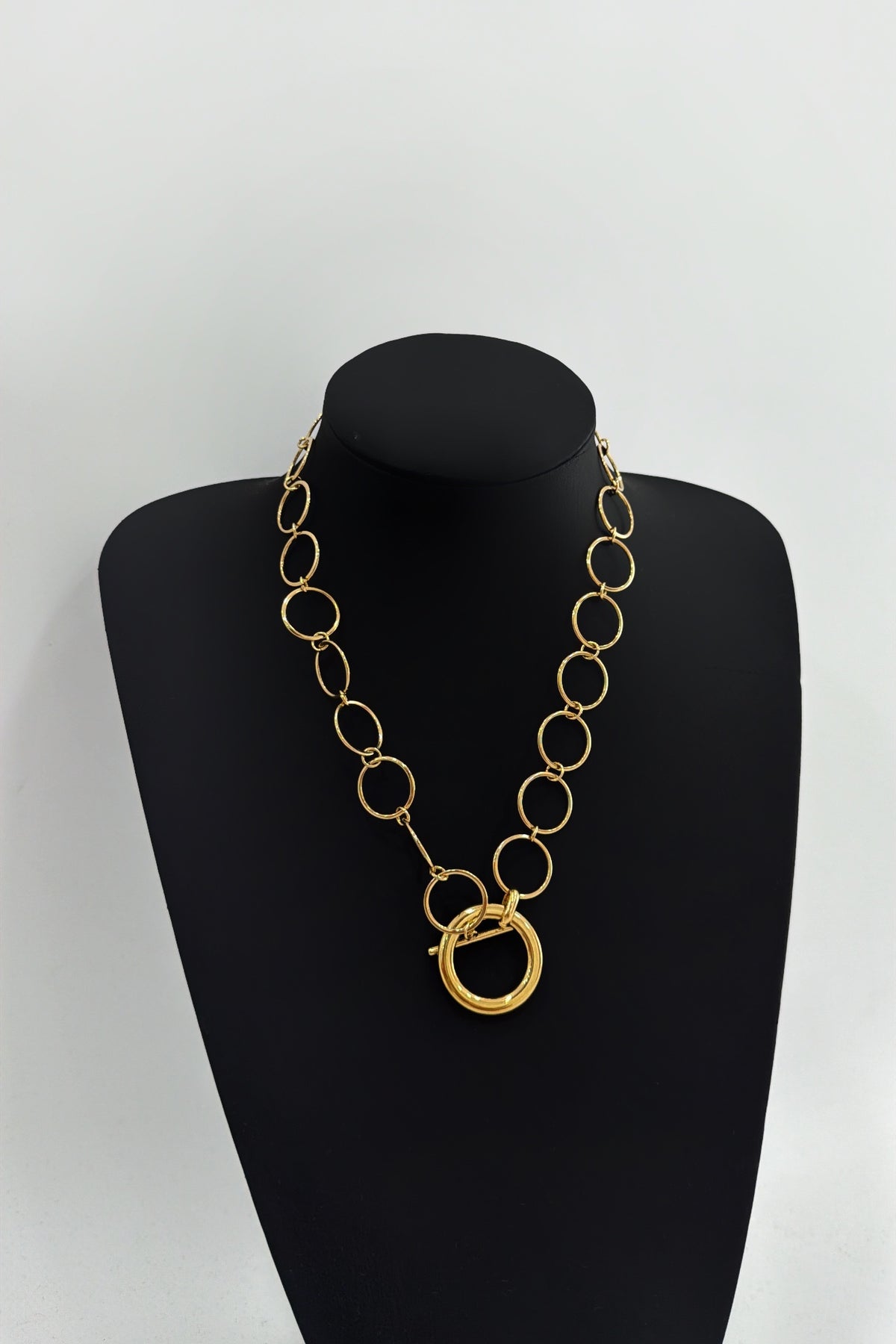 COLLAR COLE
