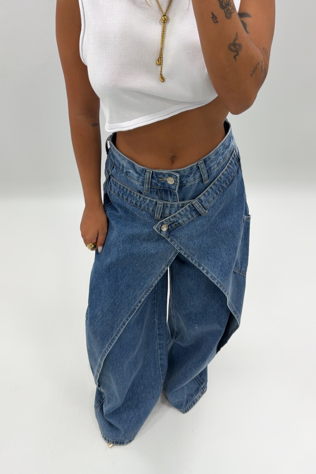 JEANS ASIMÉTRIC DENIM