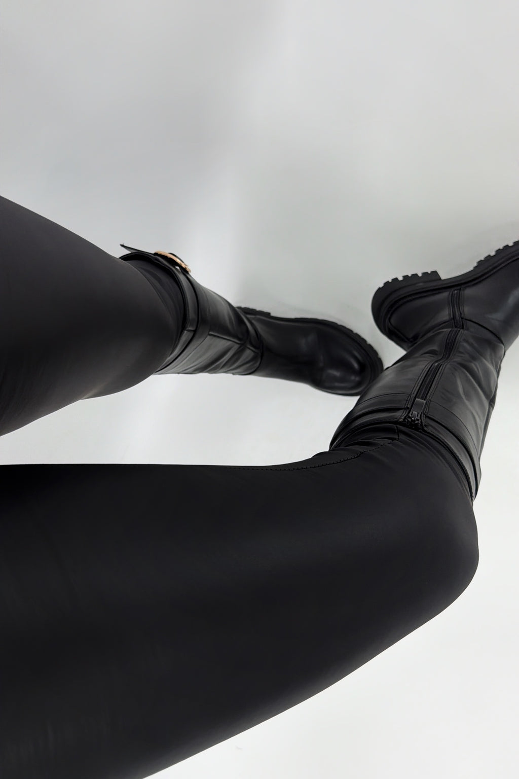 PANTALÓN LEGGING POLIPIEL