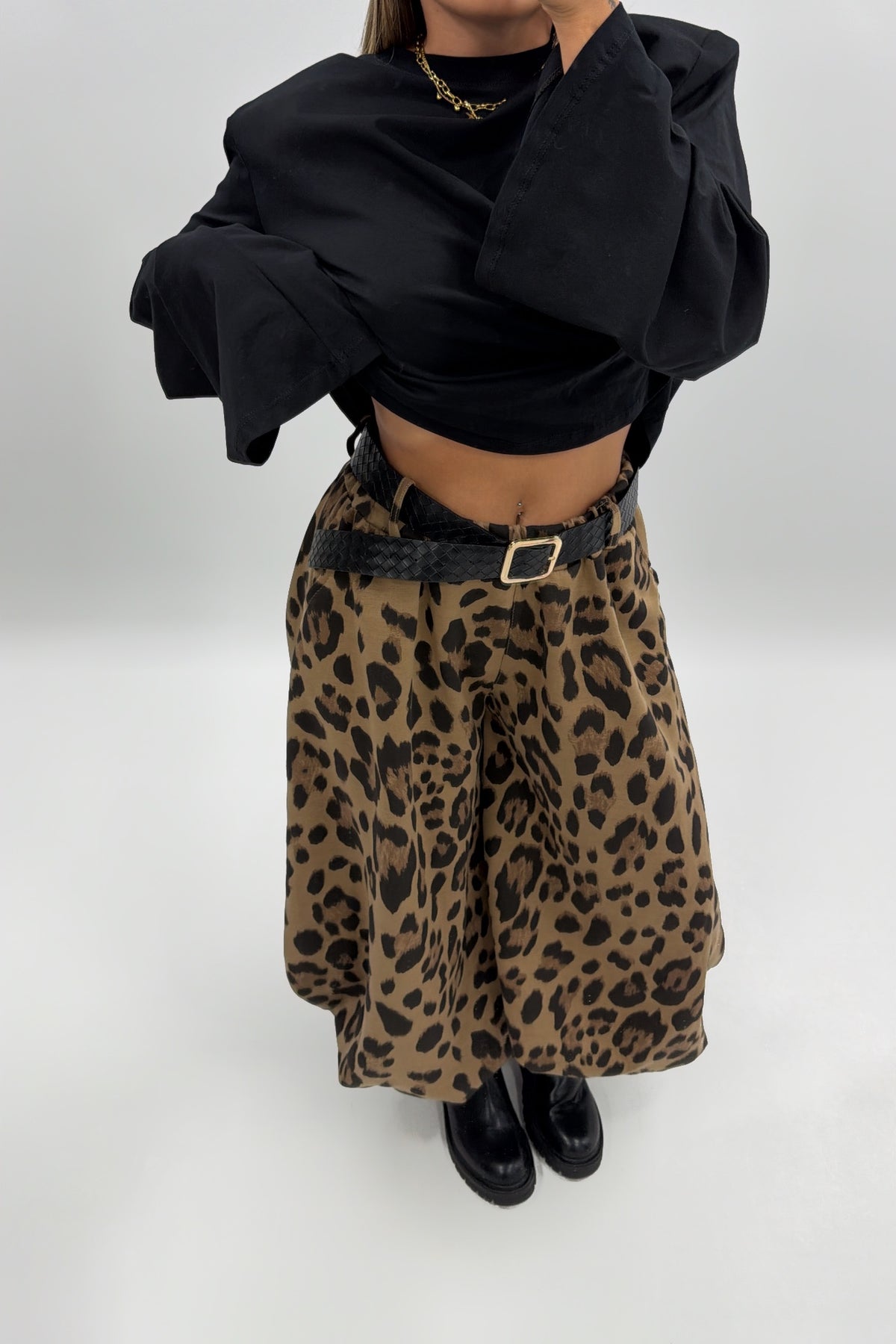 PANTALÓN BOMBACH LEOPARDO CON CINTURÓN