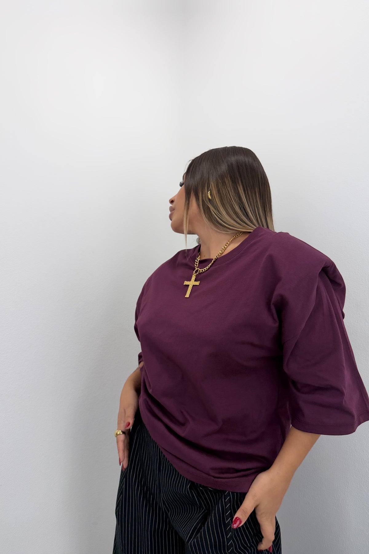 CAMISETA HOMBRERAS LUMINA