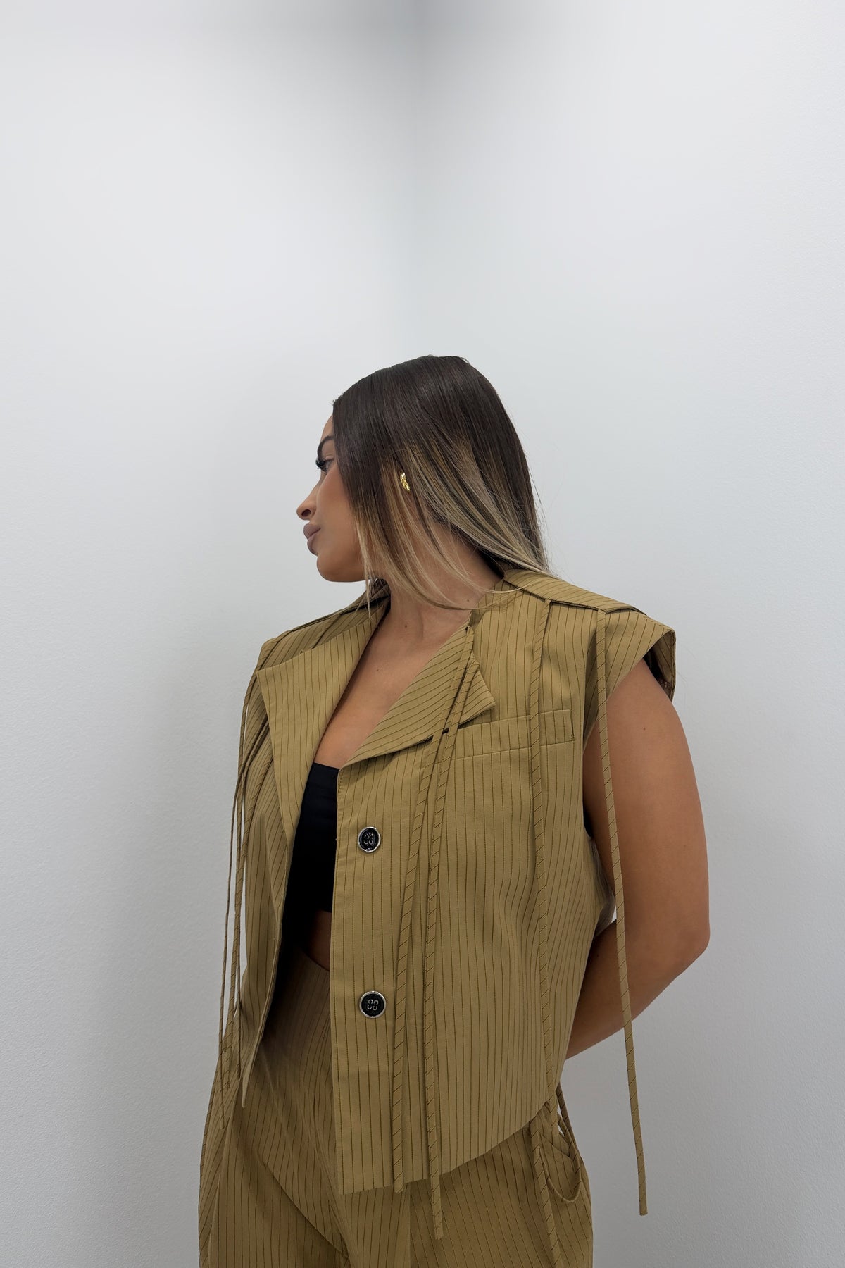 BLAZER | CHALECO RAY DETAIL LUMINA