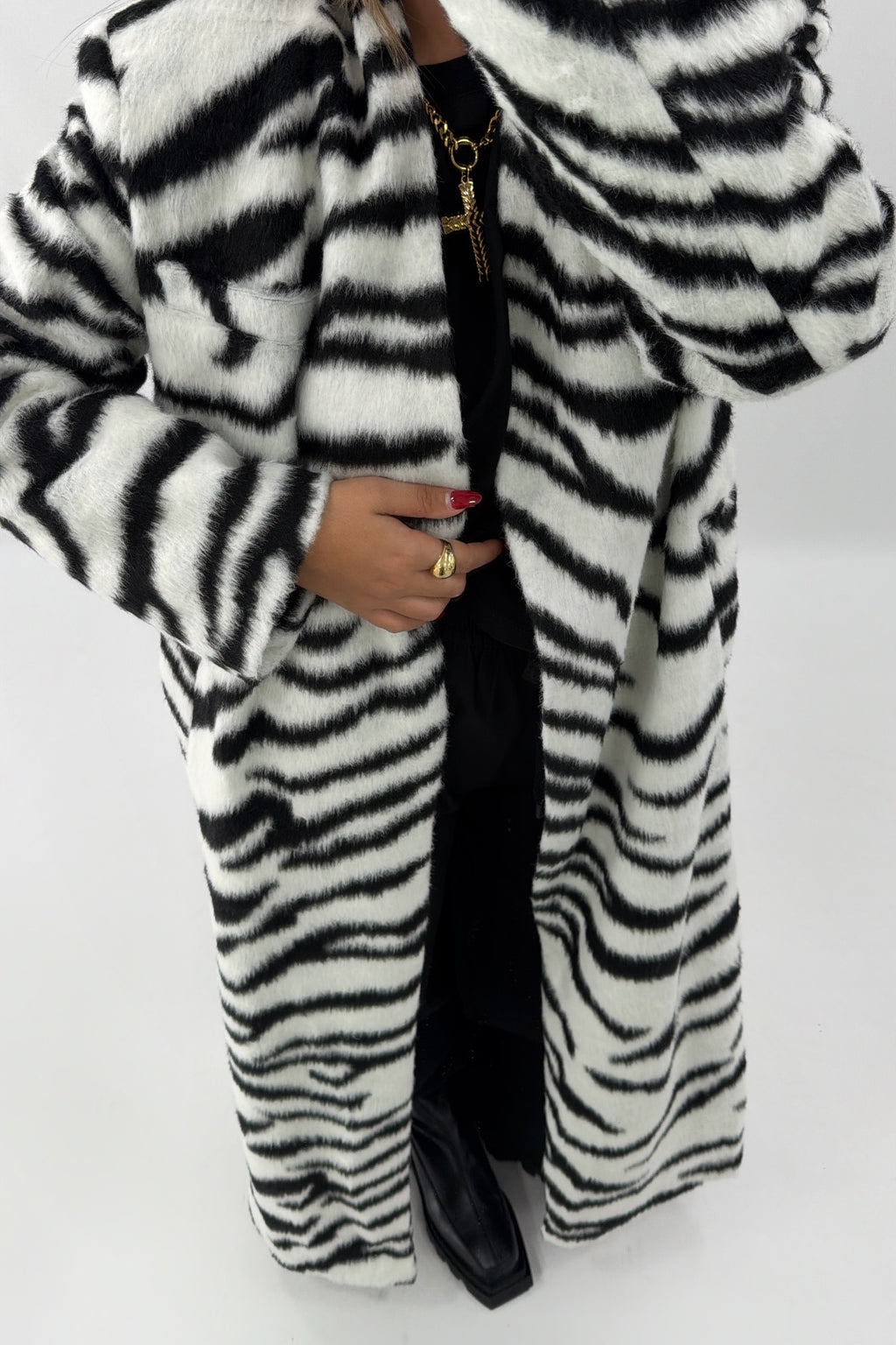 ABRIGO ZEBRA LUMINA