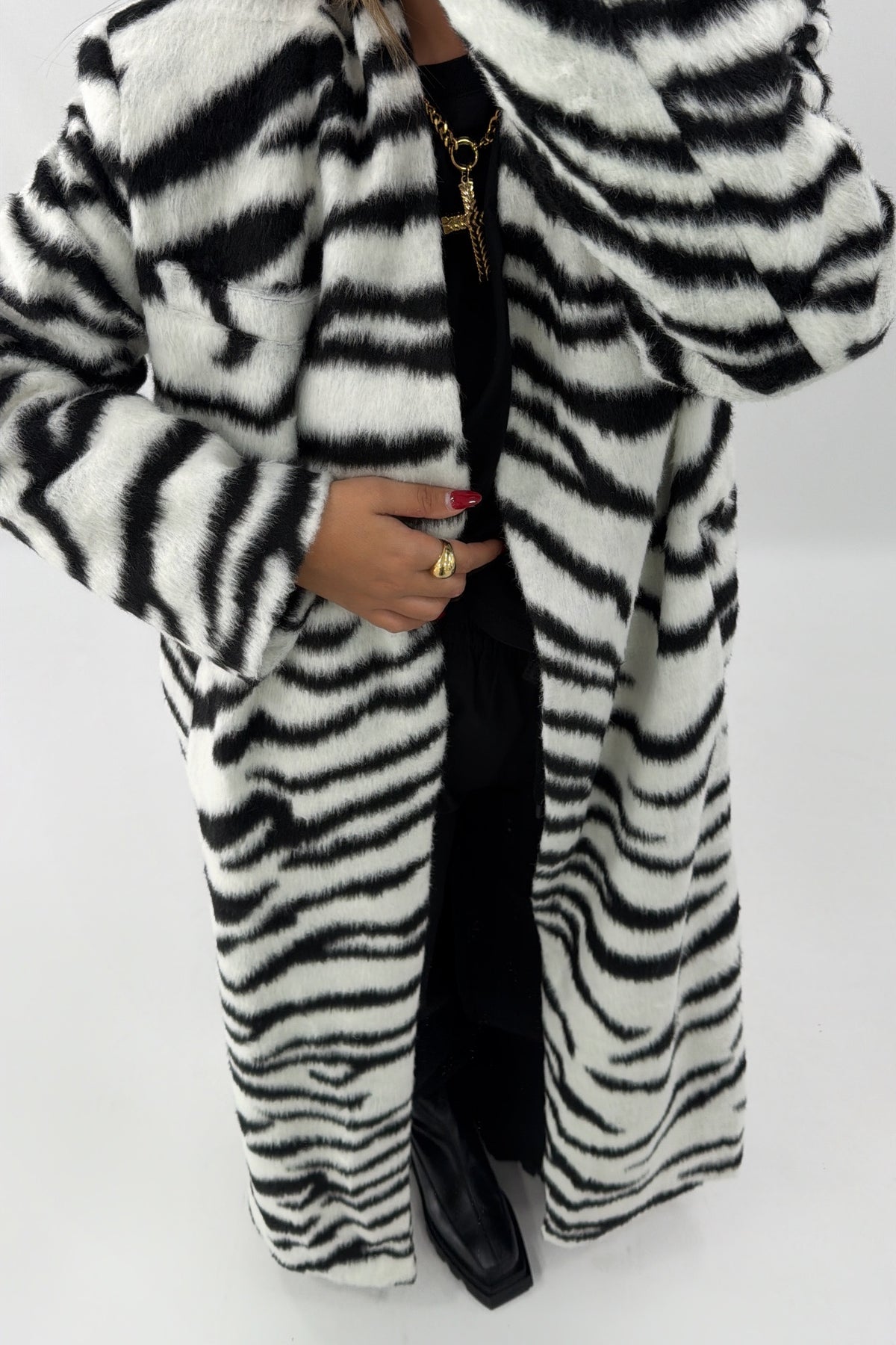 ABRIGO ZEBRA LUMINA