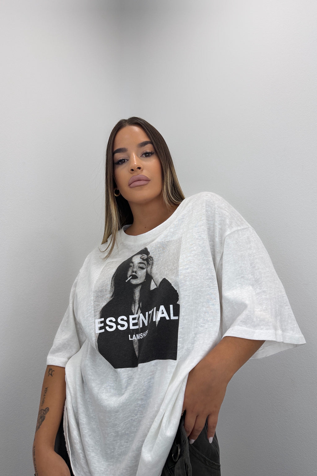 CAMISETA ESSENTIAL
