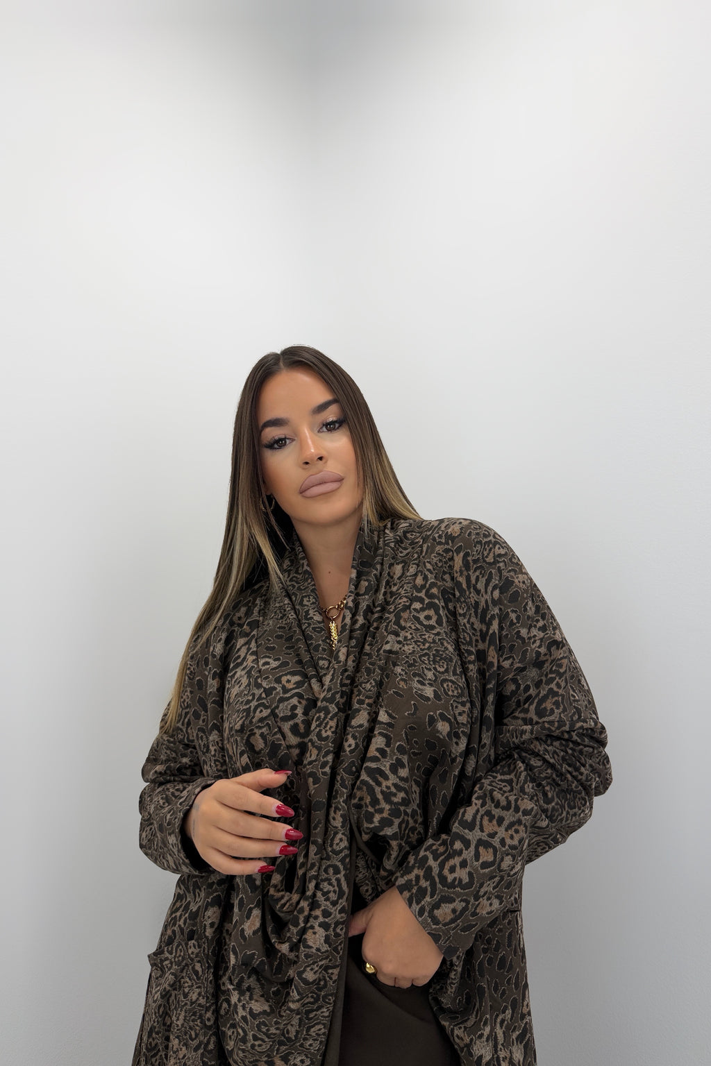 CHAQUETA CAPA BAGGY LEO