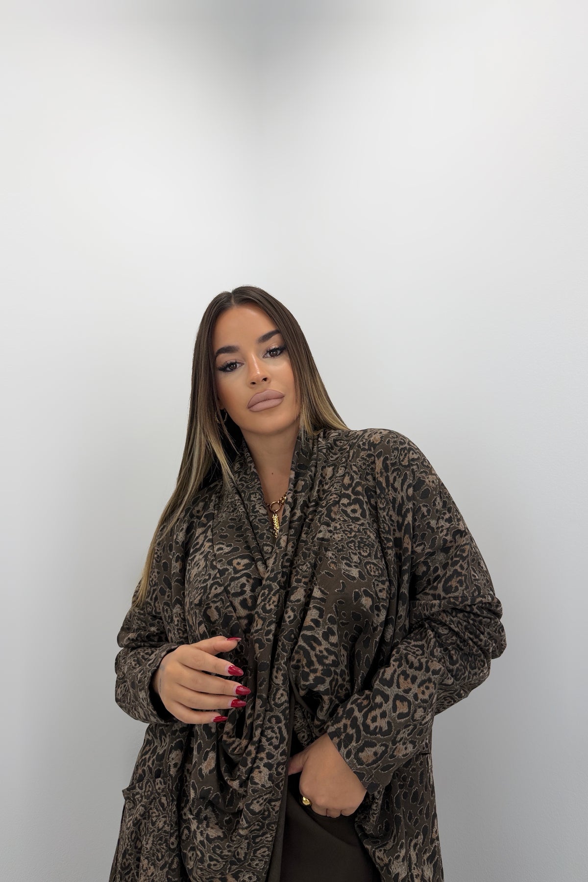 CHAQUETA CAPA BAGGY LEO