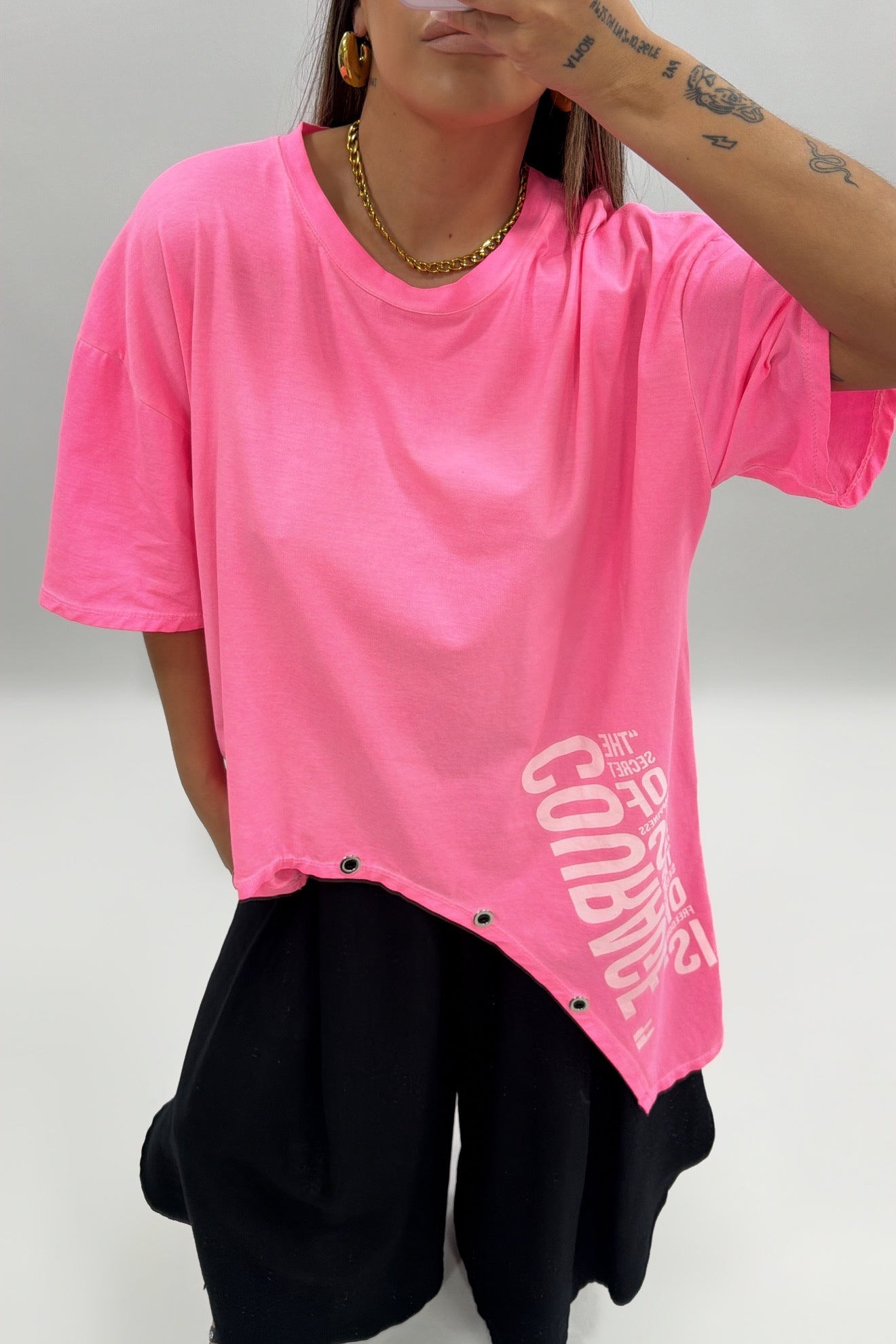 CAMISETA ASIMÉTRICA TEX