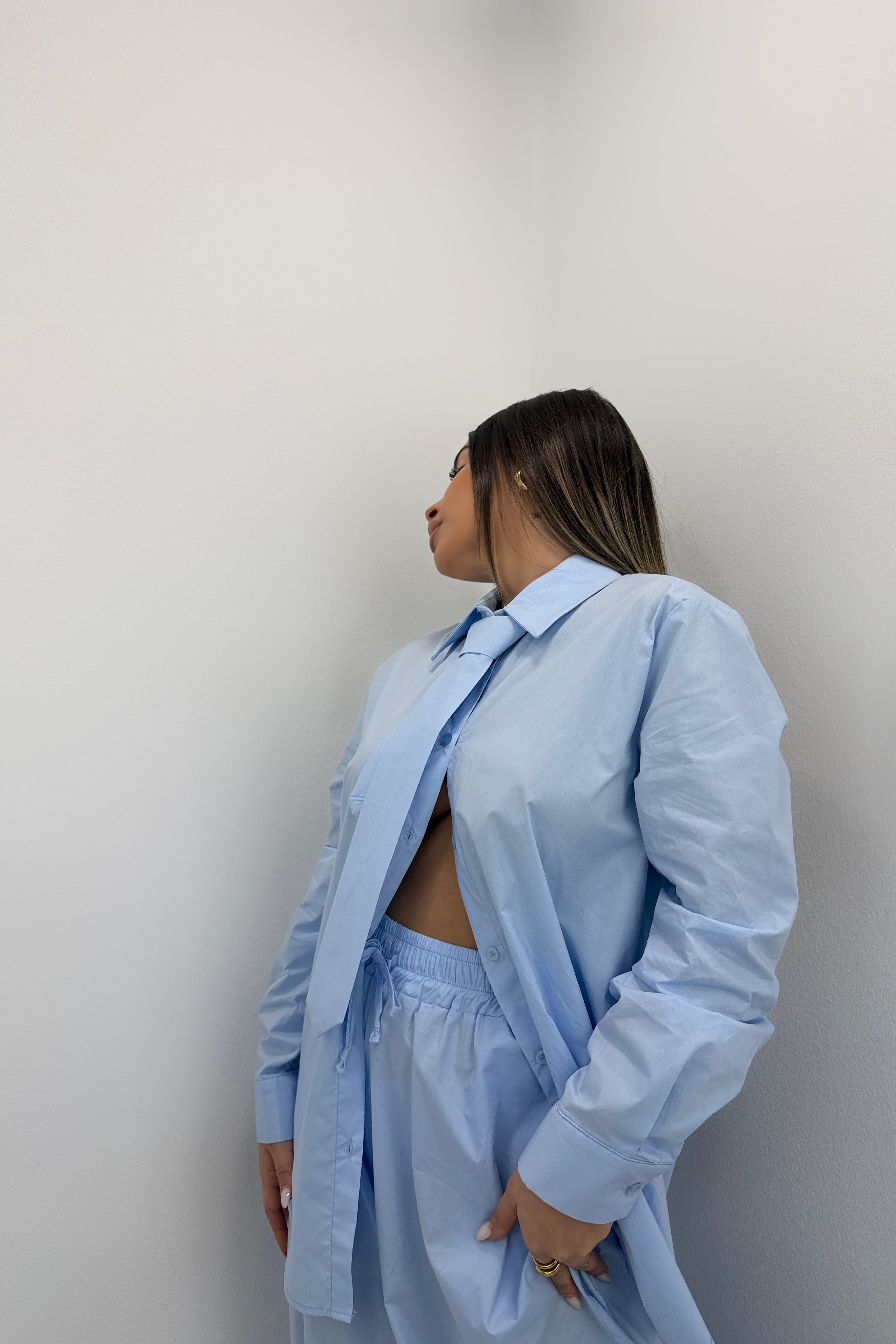 CAMISA DENIM CORBATE