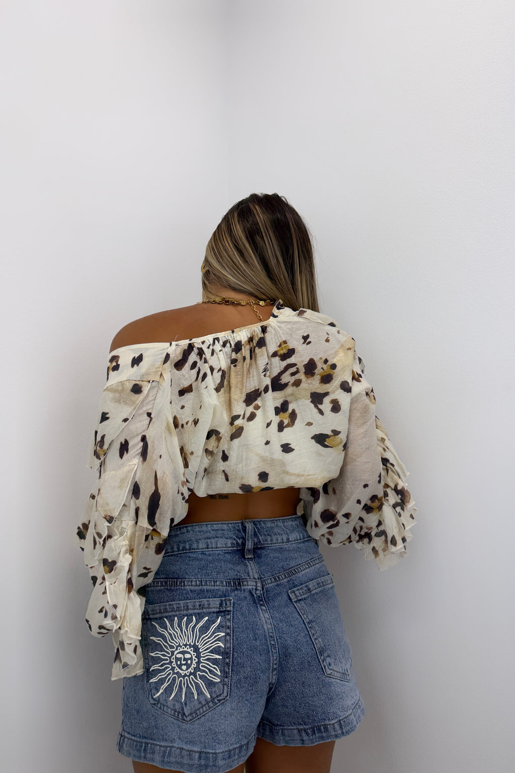 PANTALÓN SHORT SOLE