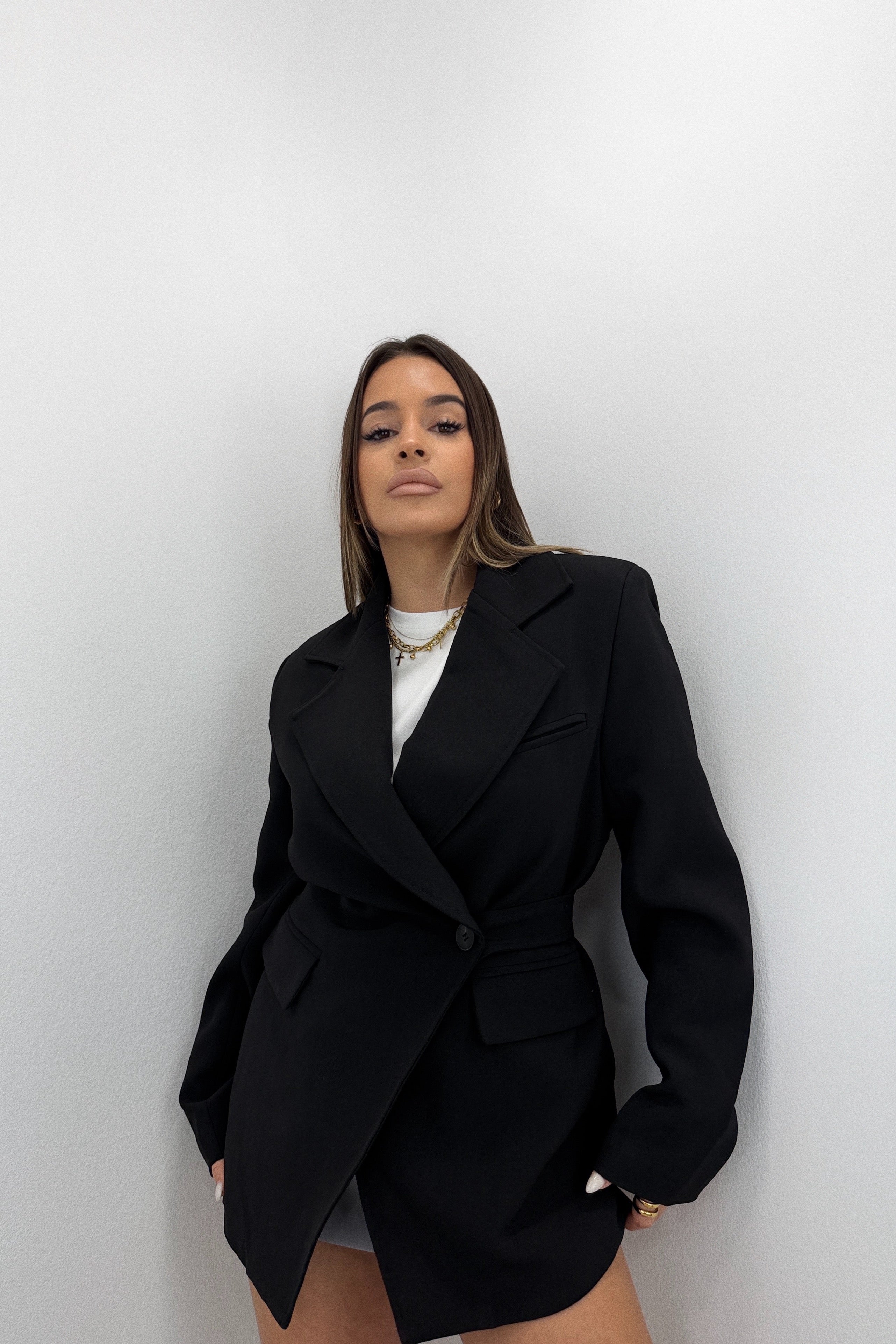 BLAZER CON CINTURÓN BOTTON