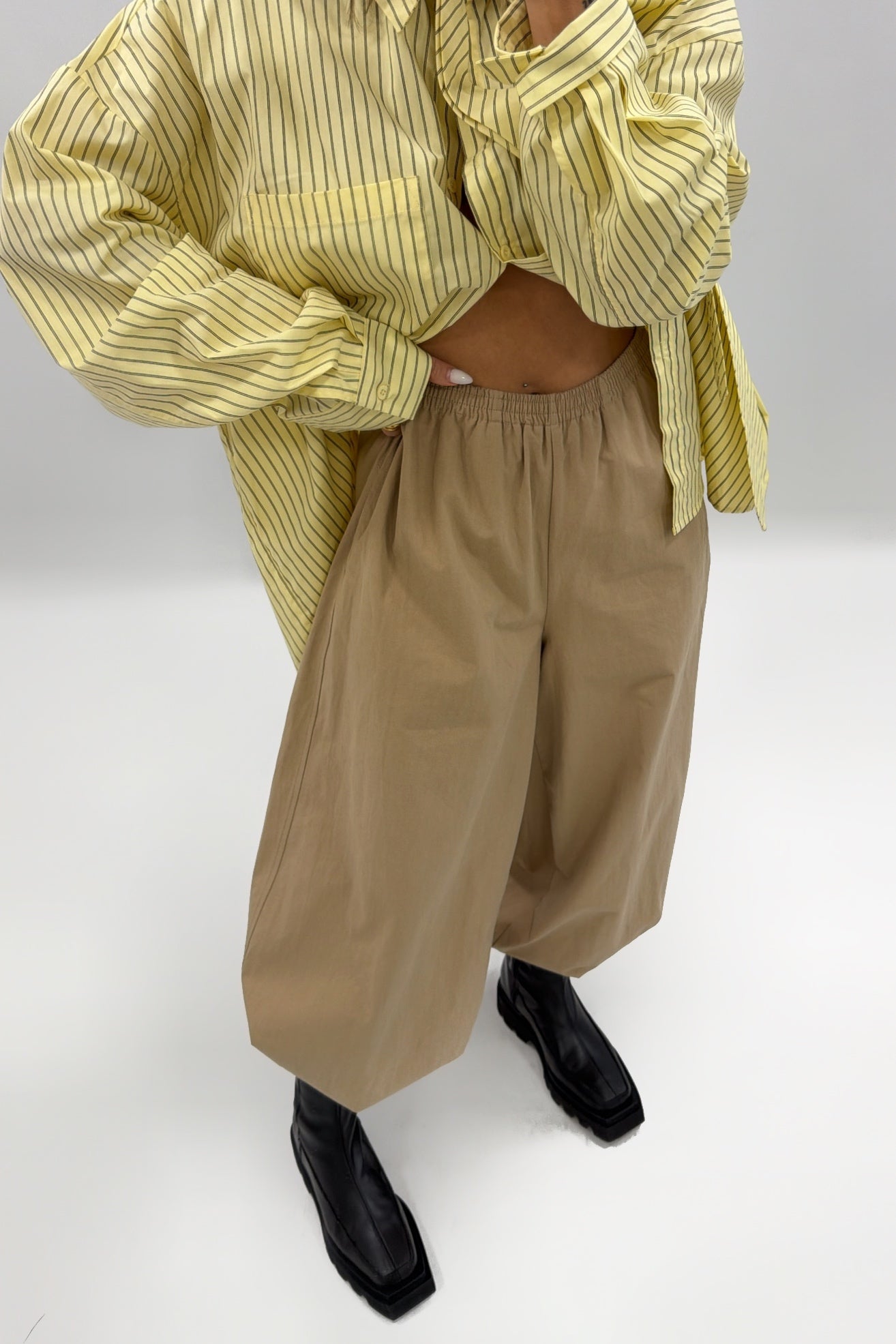 PANTALÓN BOMBACH CAMEL