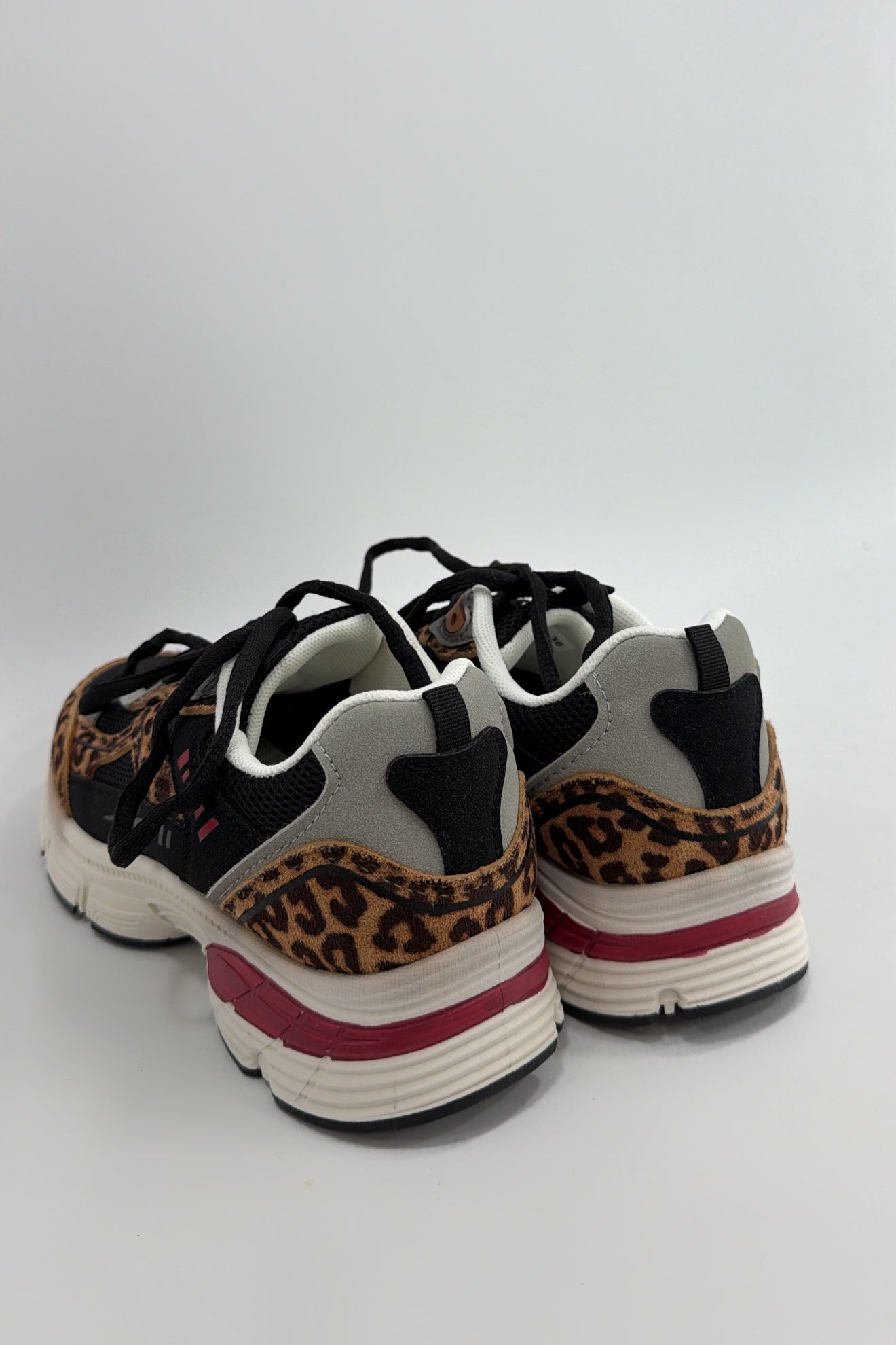 ZAPATO PLAYERO LEOPARDE