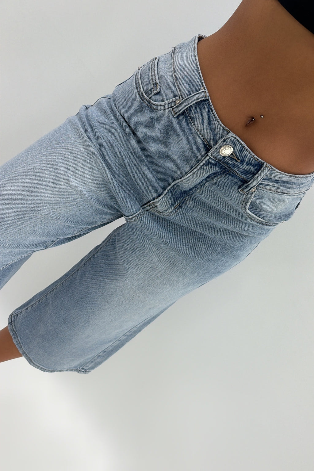 BERMUDA DENIM