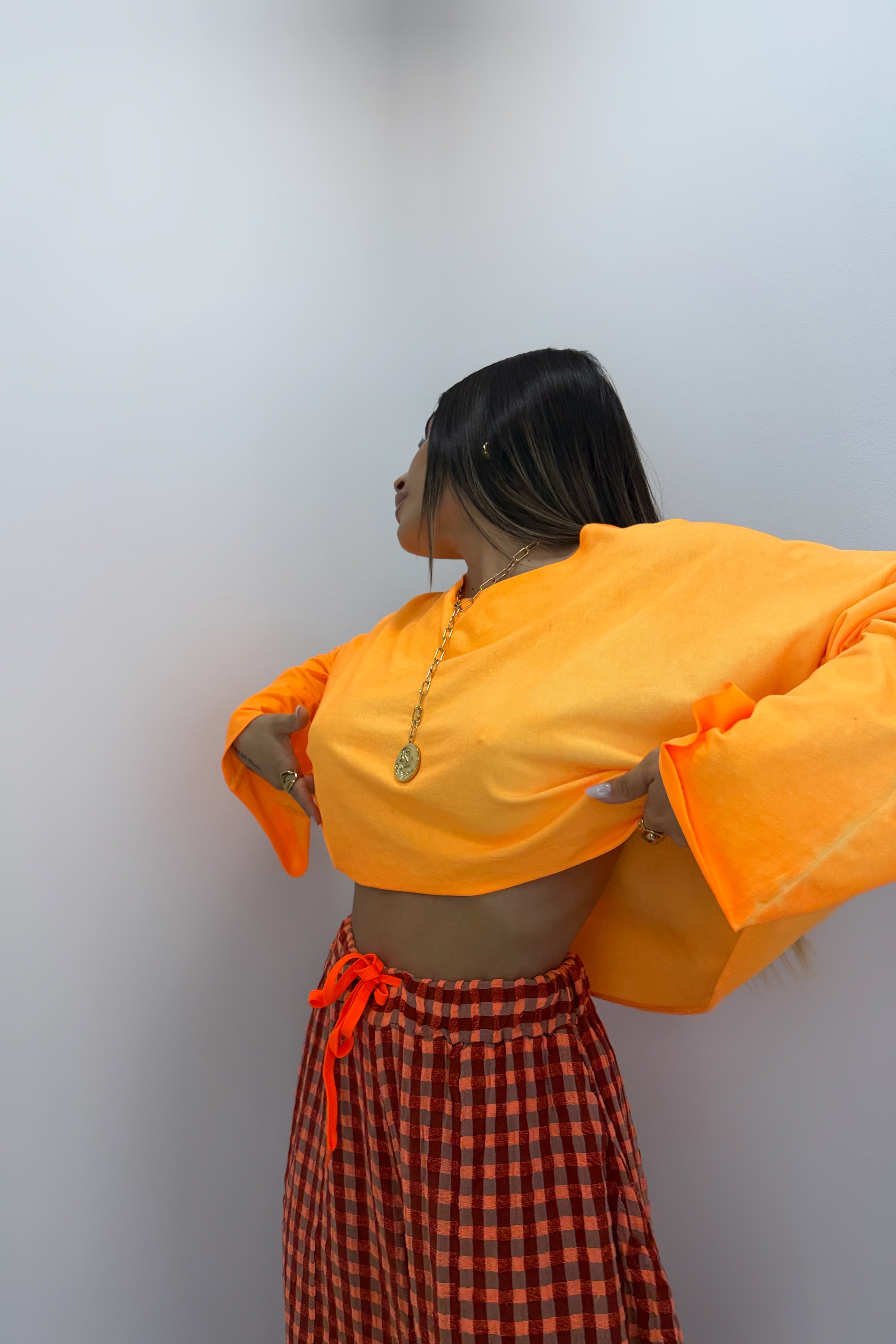 CAMISETA CROPPED FLÚOR