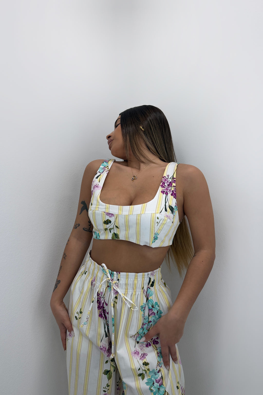 TOP RAY FLORAL LUMINA