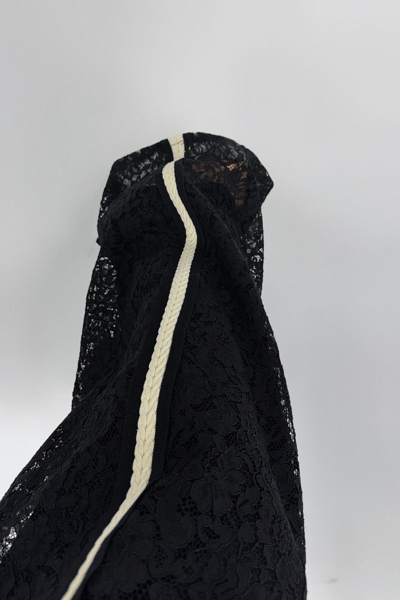 PANTALÓN ENCAJ