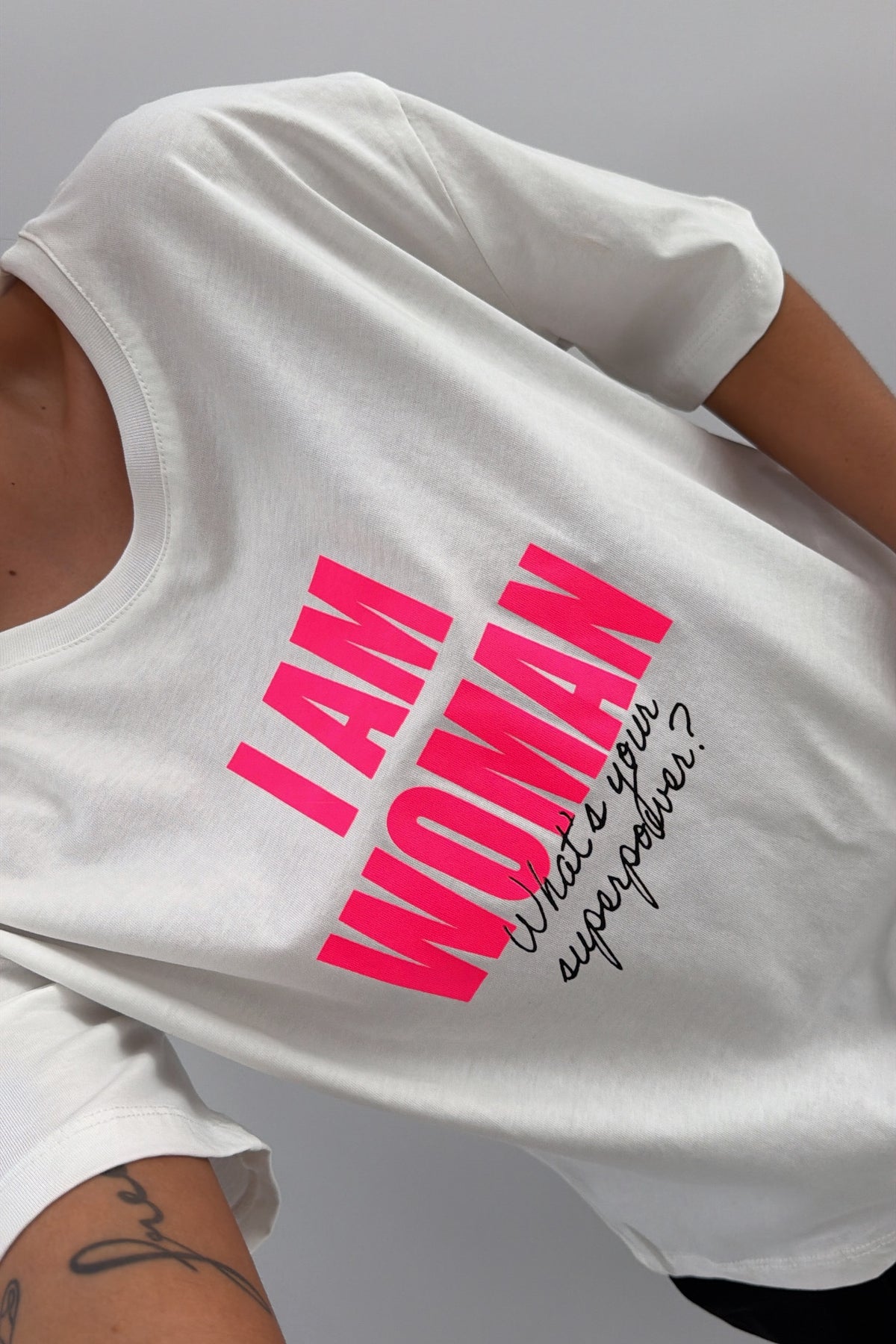 CAMISETA WOMAN LUMINA