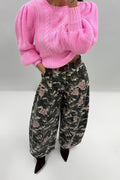 PANTALÓN ESTAMPADO CON CINTURÓN