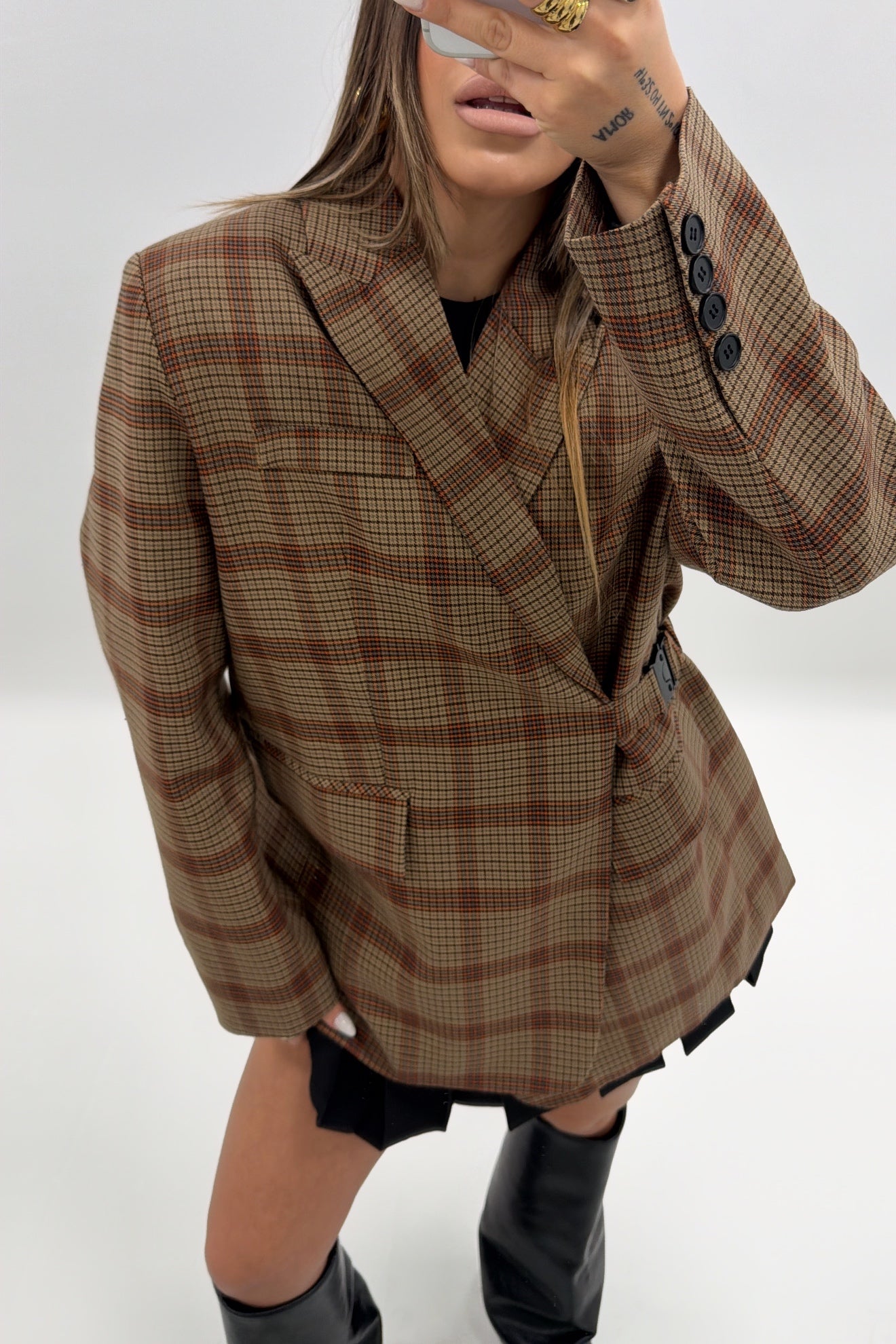 BLAZER DETAILS CUADROS