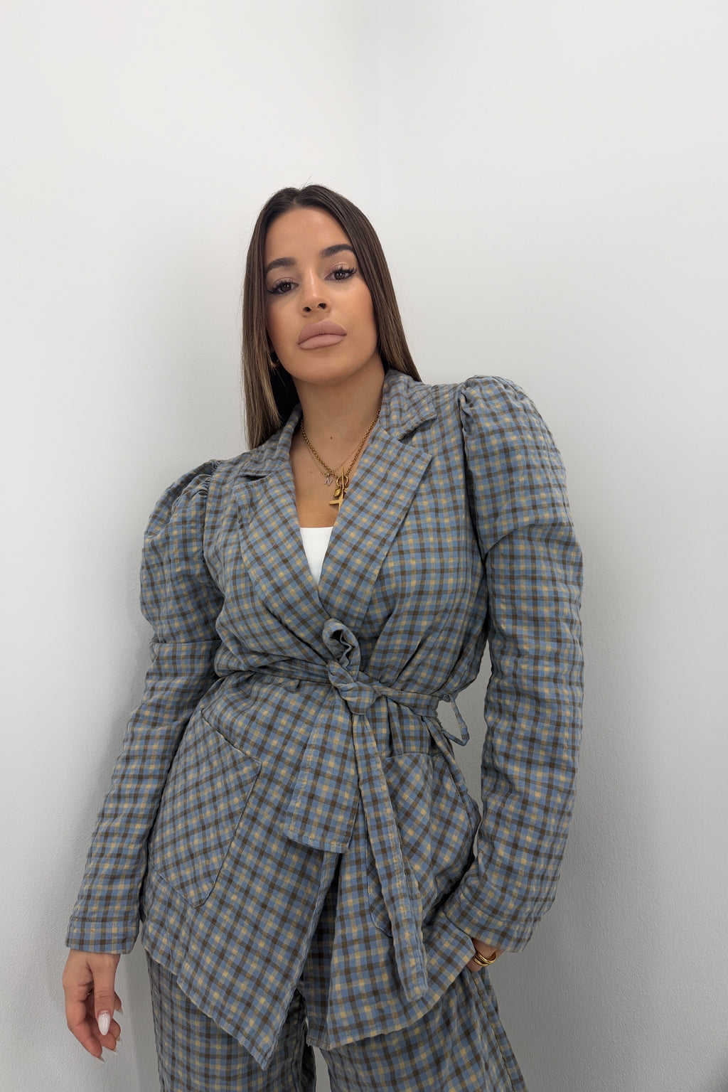 BLAZER MANGA ABULLONADA