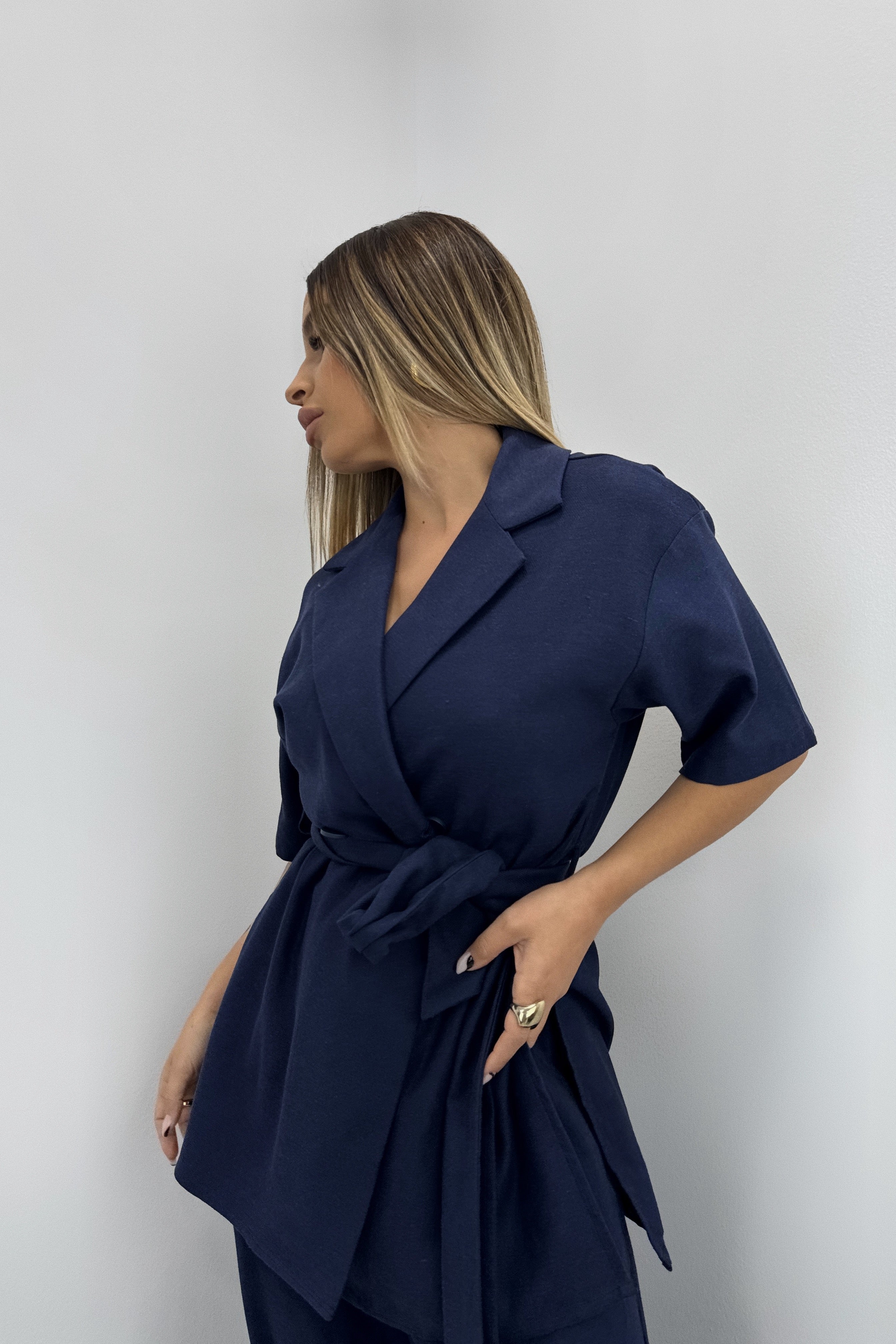 BLAZER CINTURÓN LUMINA